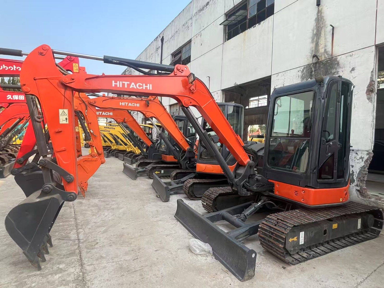 Hitachi 50u Mini used excavator 0 photo 3