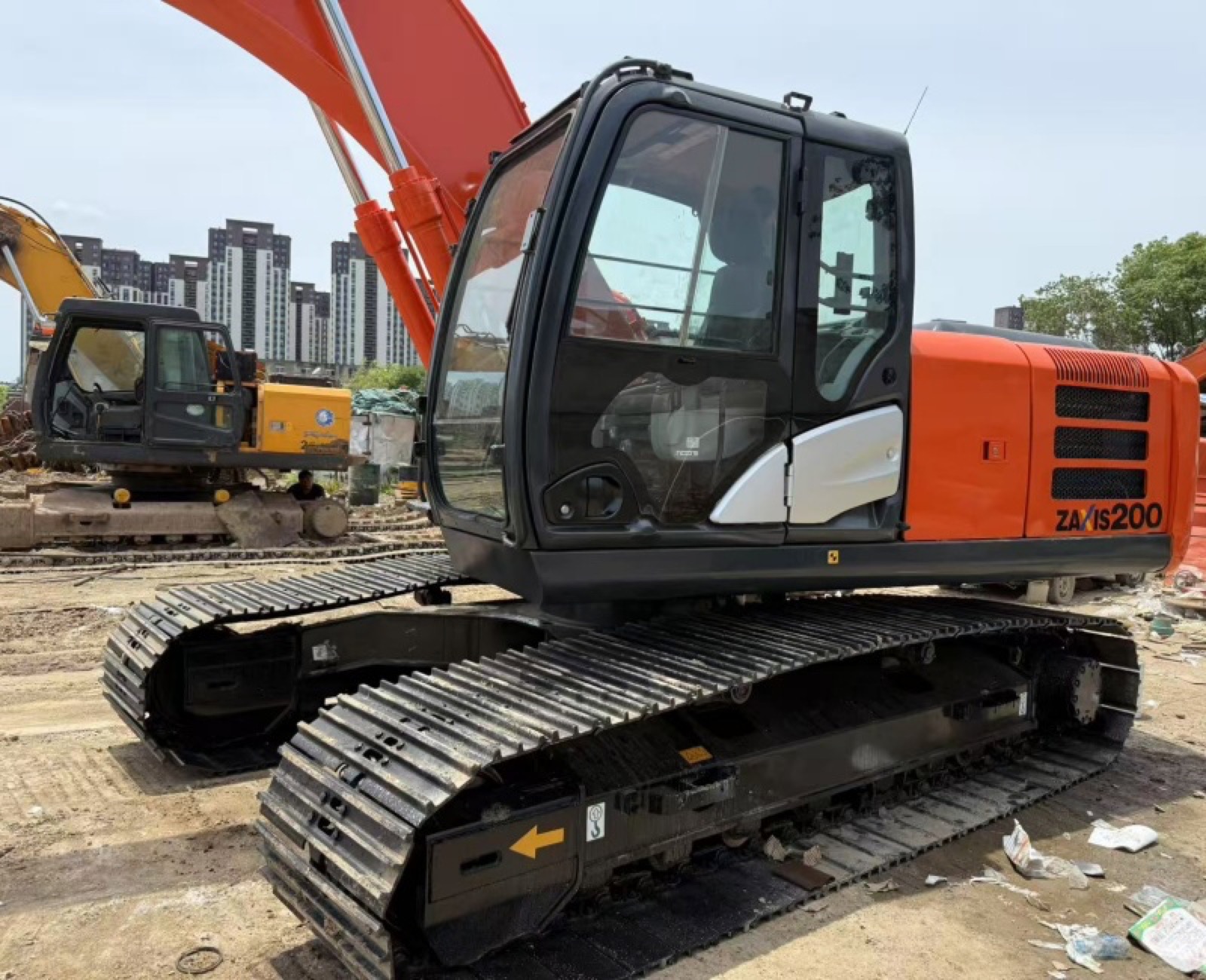Hitachi ZX200 used excavator 0 photo 7