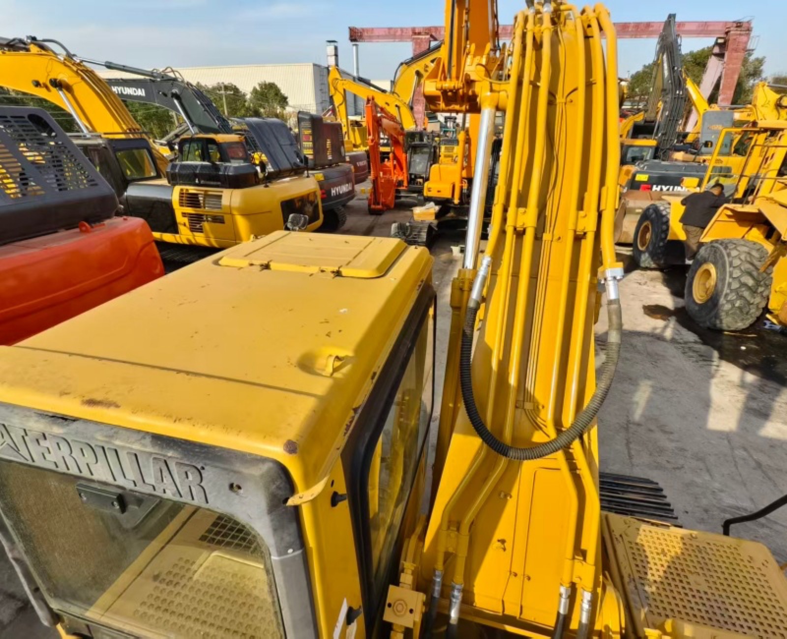 CAT 320BL used excavator 0 photo 4