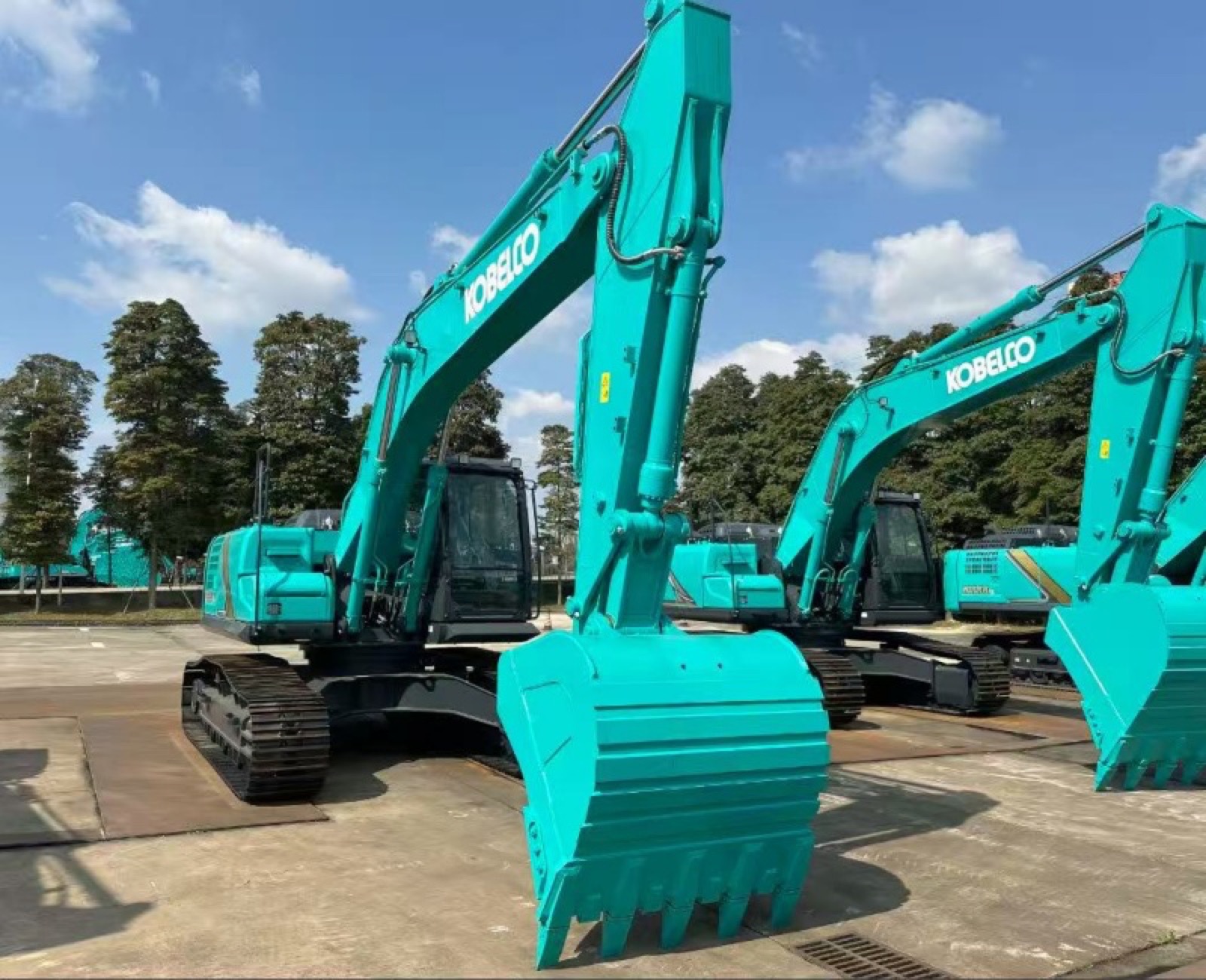 Kobelco SK240LC-12 used excavator 0 photo 7