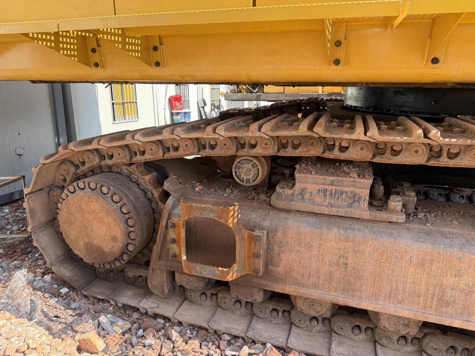 CAT 390 used excavator 0 photo 3