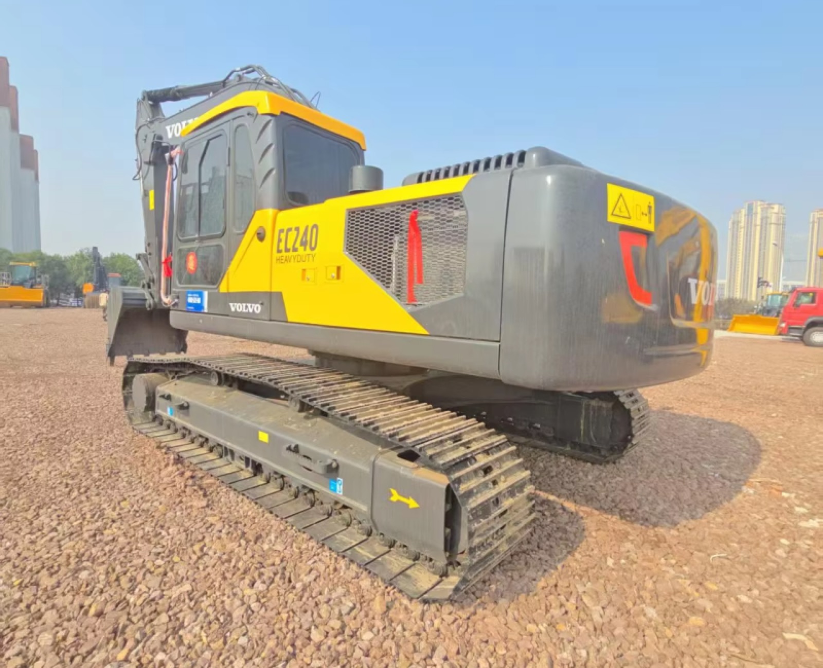 Volvo 240 used excavator 0 photo 2