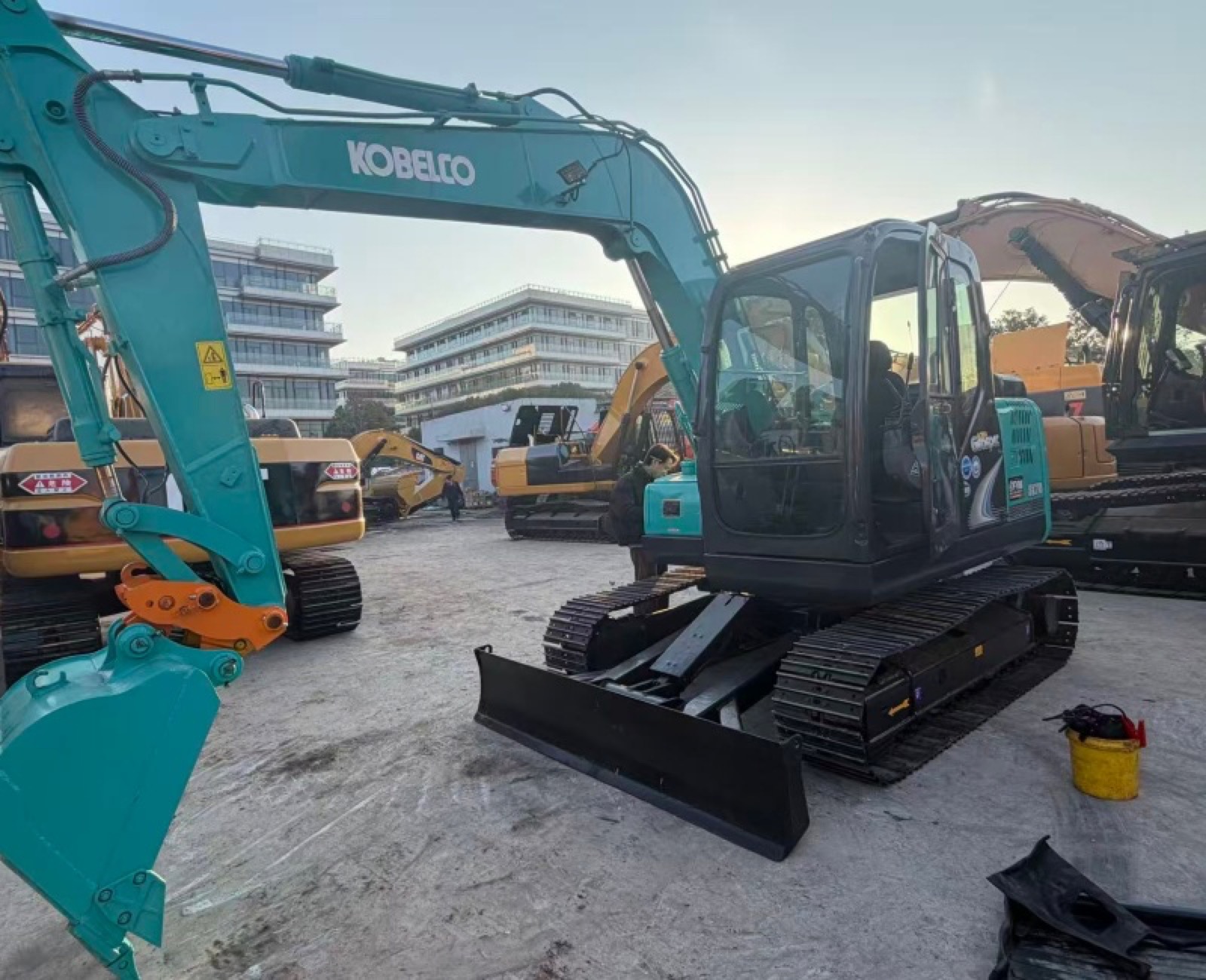 Kobelco SK75 used excavator 0 photo 2