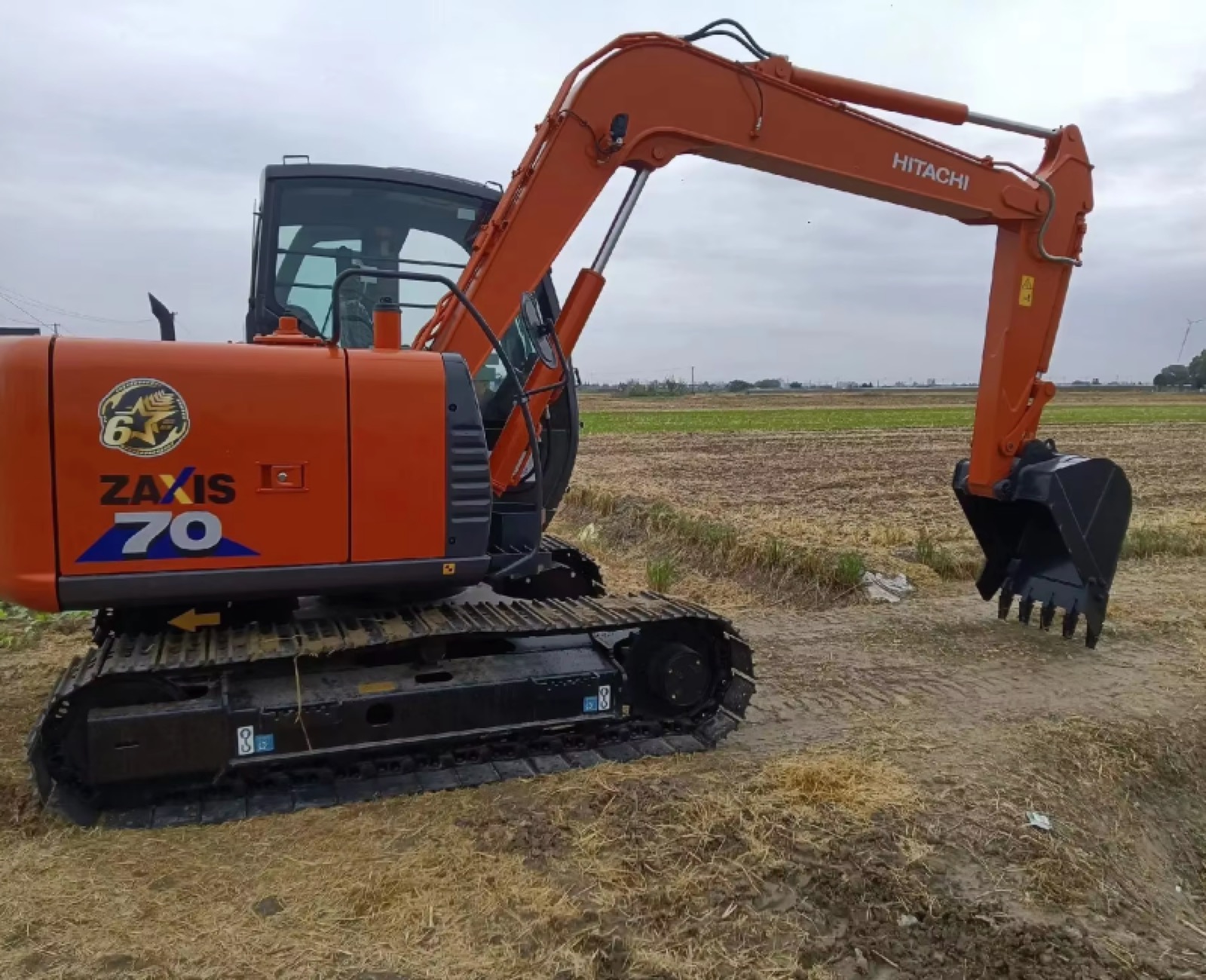 Hitachi 70-5A used excavator 0 photo 6