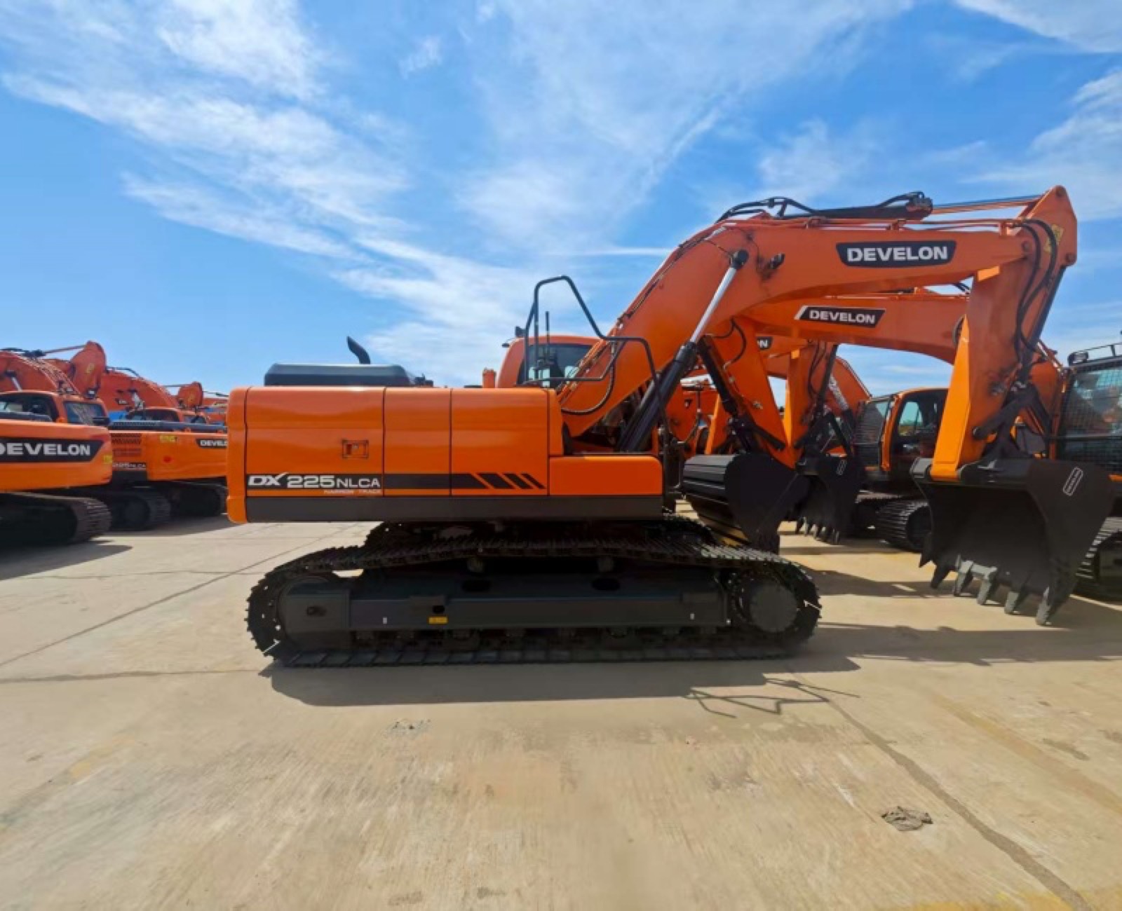 Used Doosan DX225NLCA Excavator for Sale