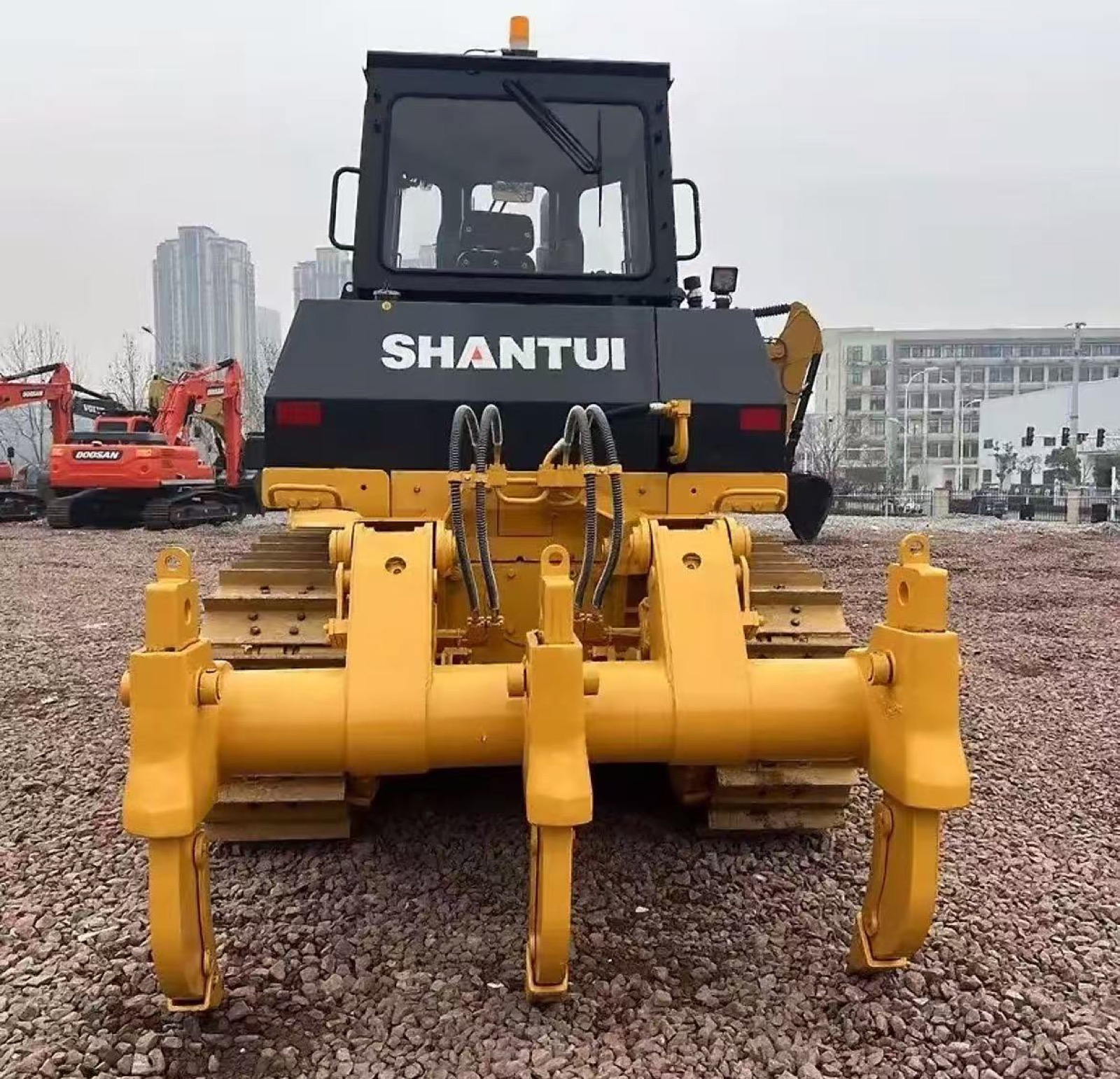 Shantui 22 Bulldozer for Sale used excavator 0 photo 3