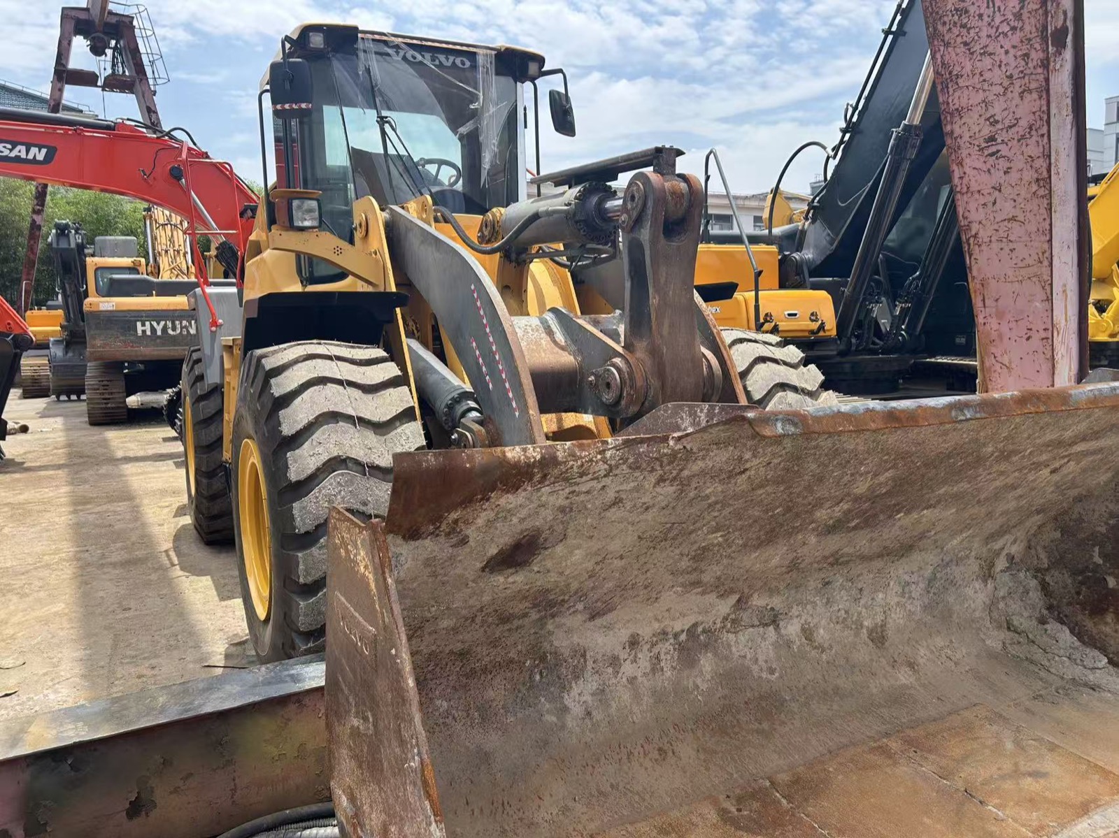 Volvo L150H Wheel Loader for Sale used excavator 0 photo 4