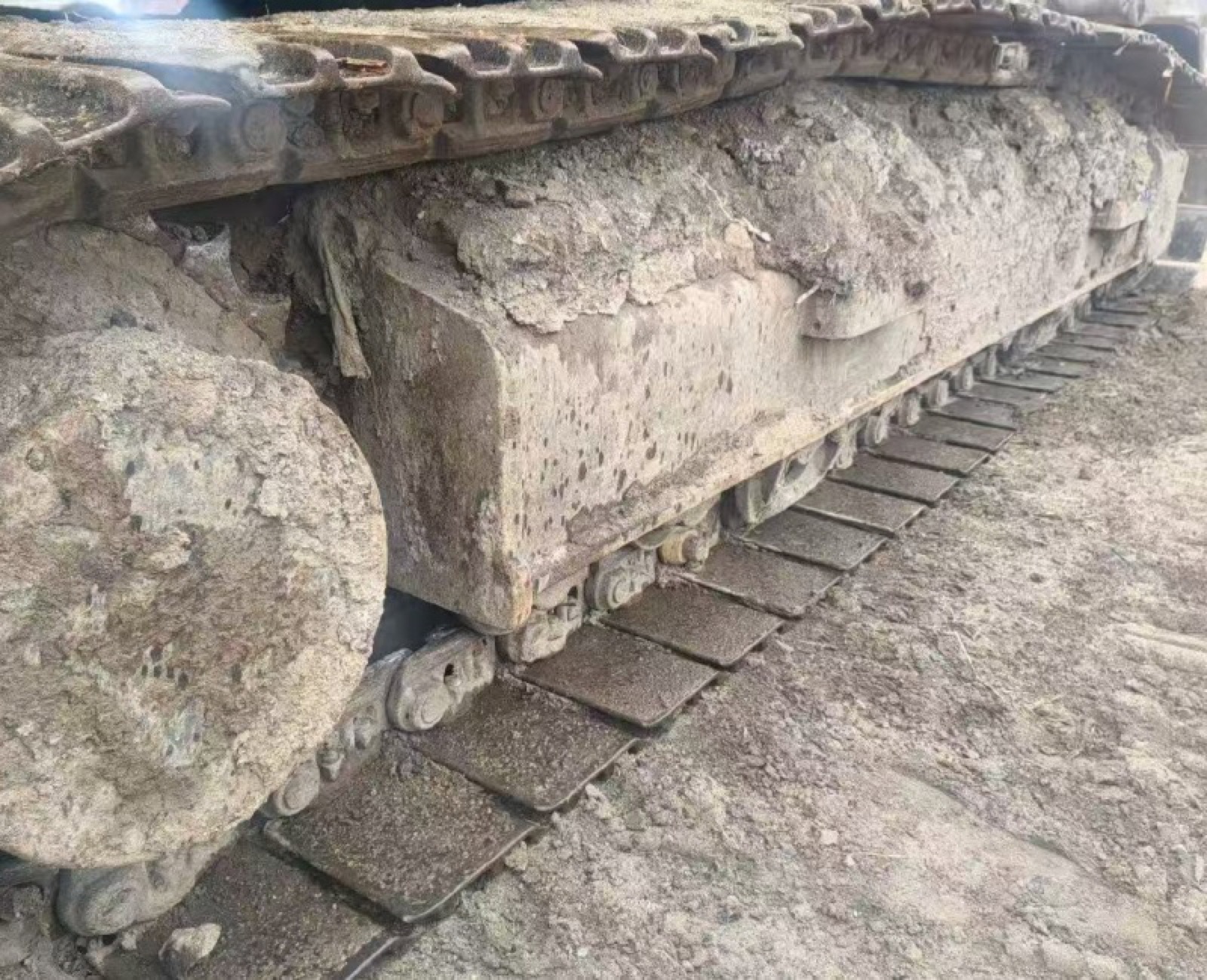 Hyundai 275LC-9T used excavator 0 photo 3