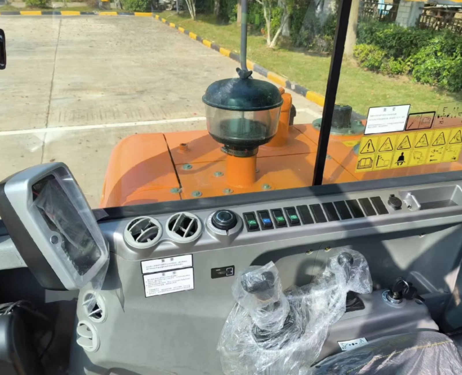 Doosan 60 Mini used excavator 0 photo 5