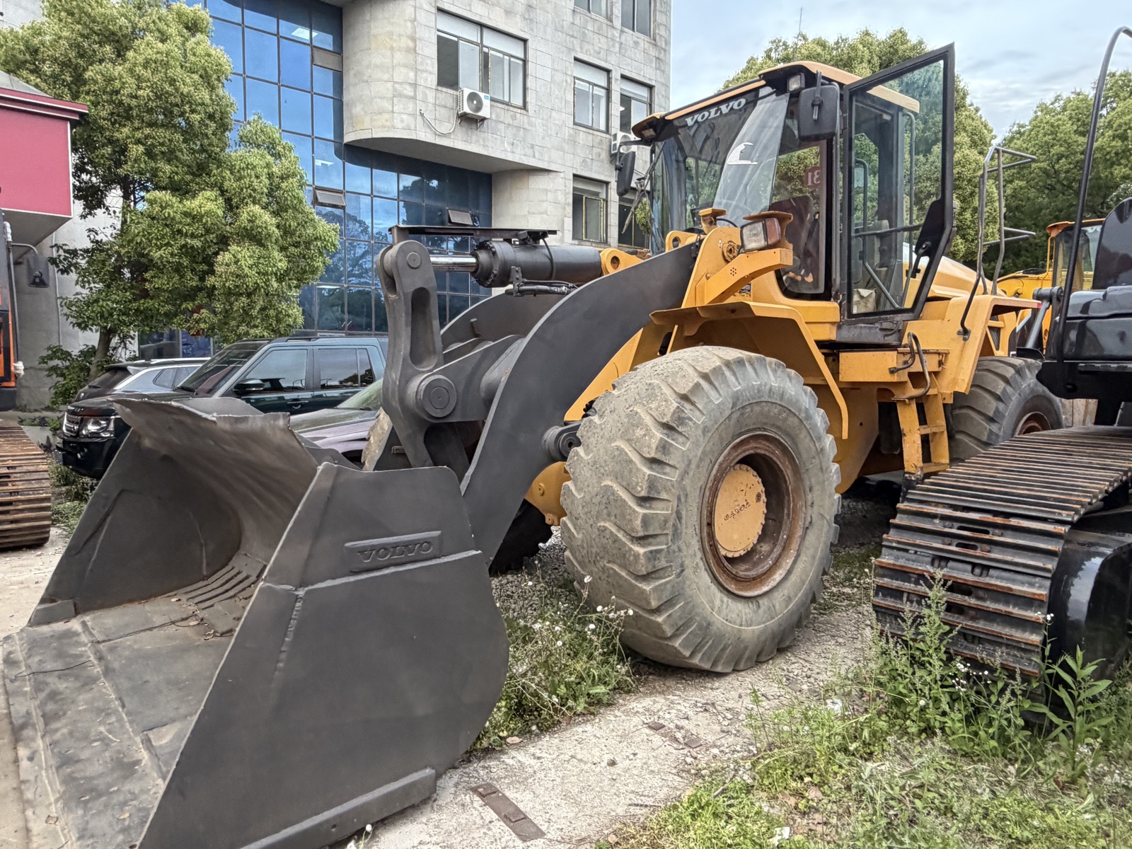 Volvo L120G Wheel Loader for Sale used excavator 0 photo 2