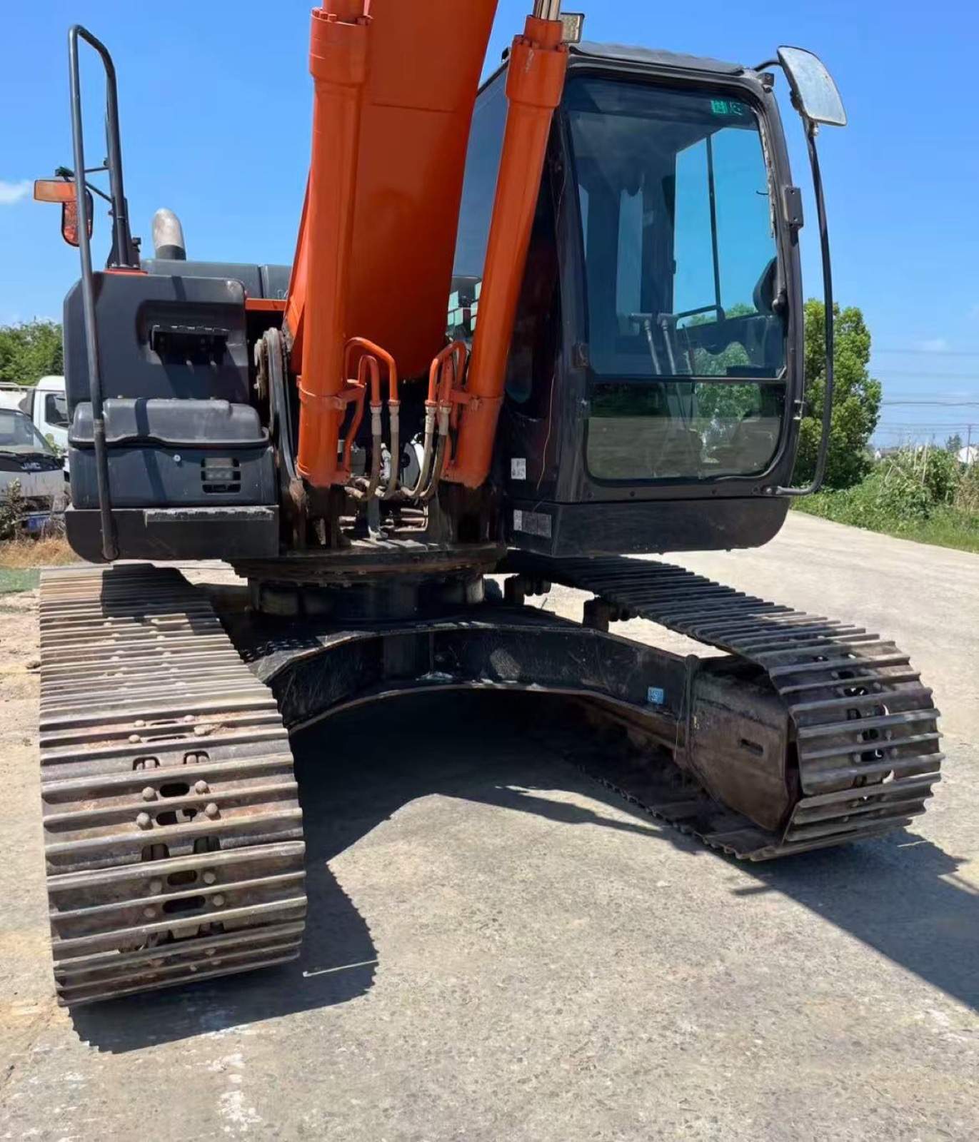 Hitachi ZX210 used excavator 0 photo 4