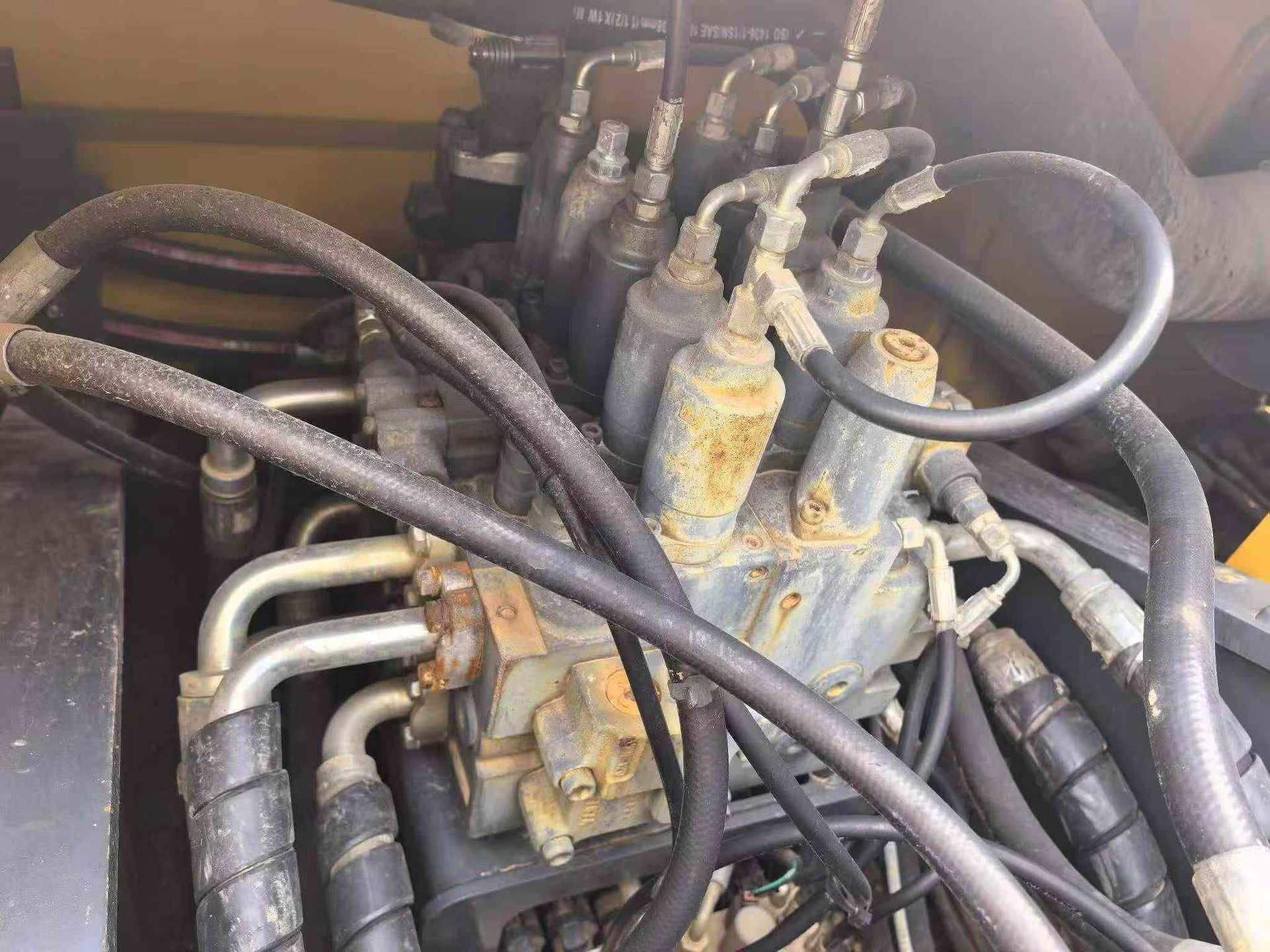 John Deere John Deere 210 used excavator 0 photo 6