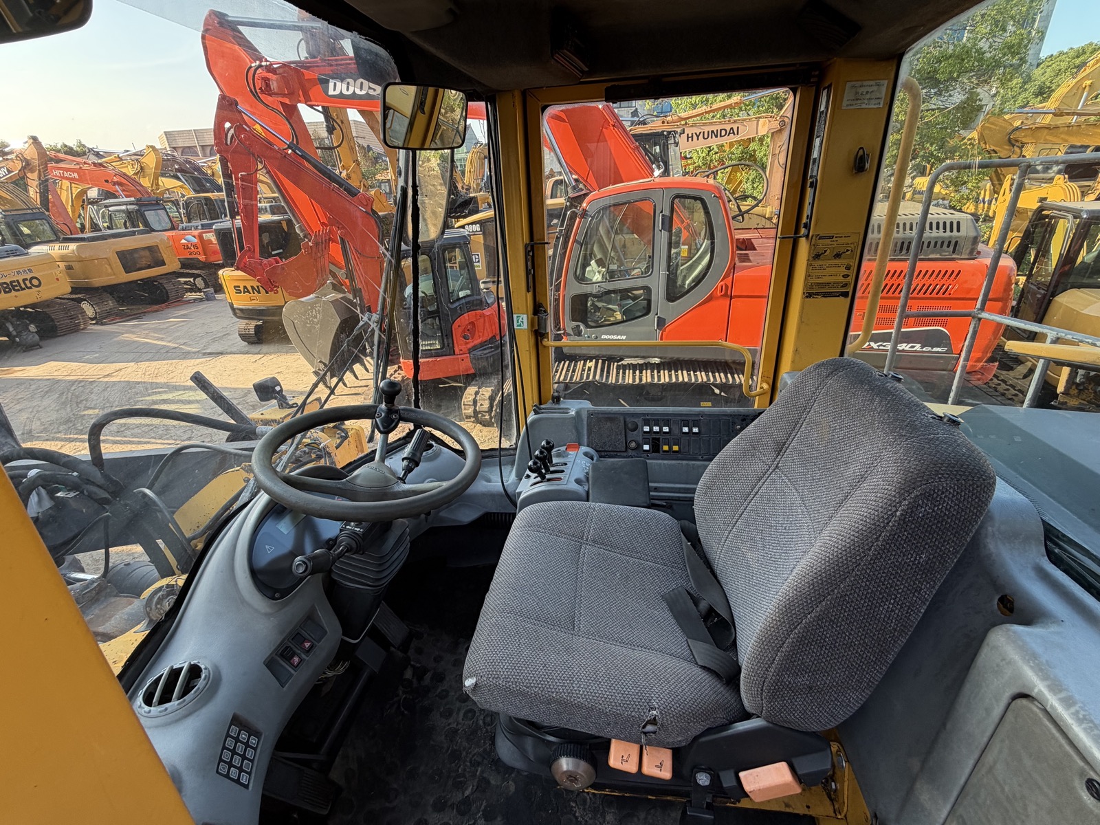 Volvo L180E Wheel Loader for Sale used excavator 0 photo 5