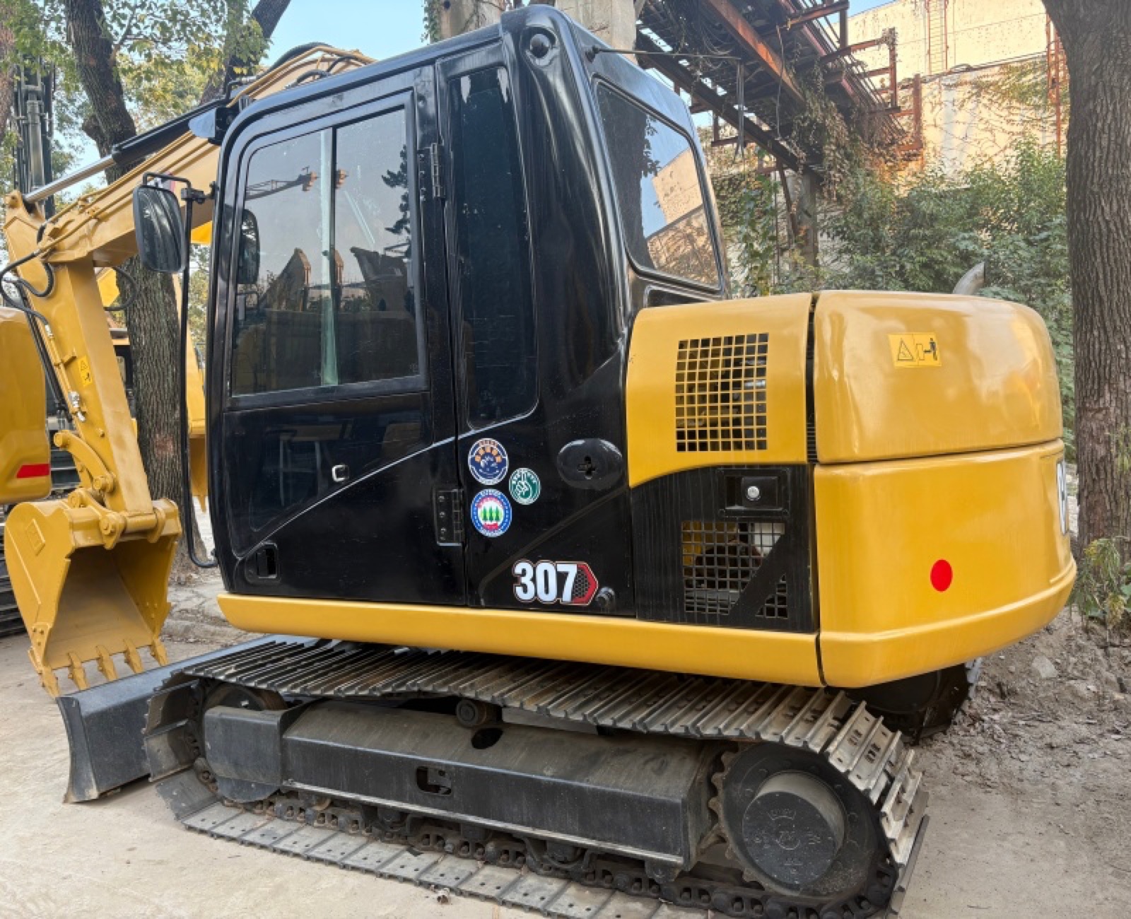 CAT 307 used excavator 0 photo 3