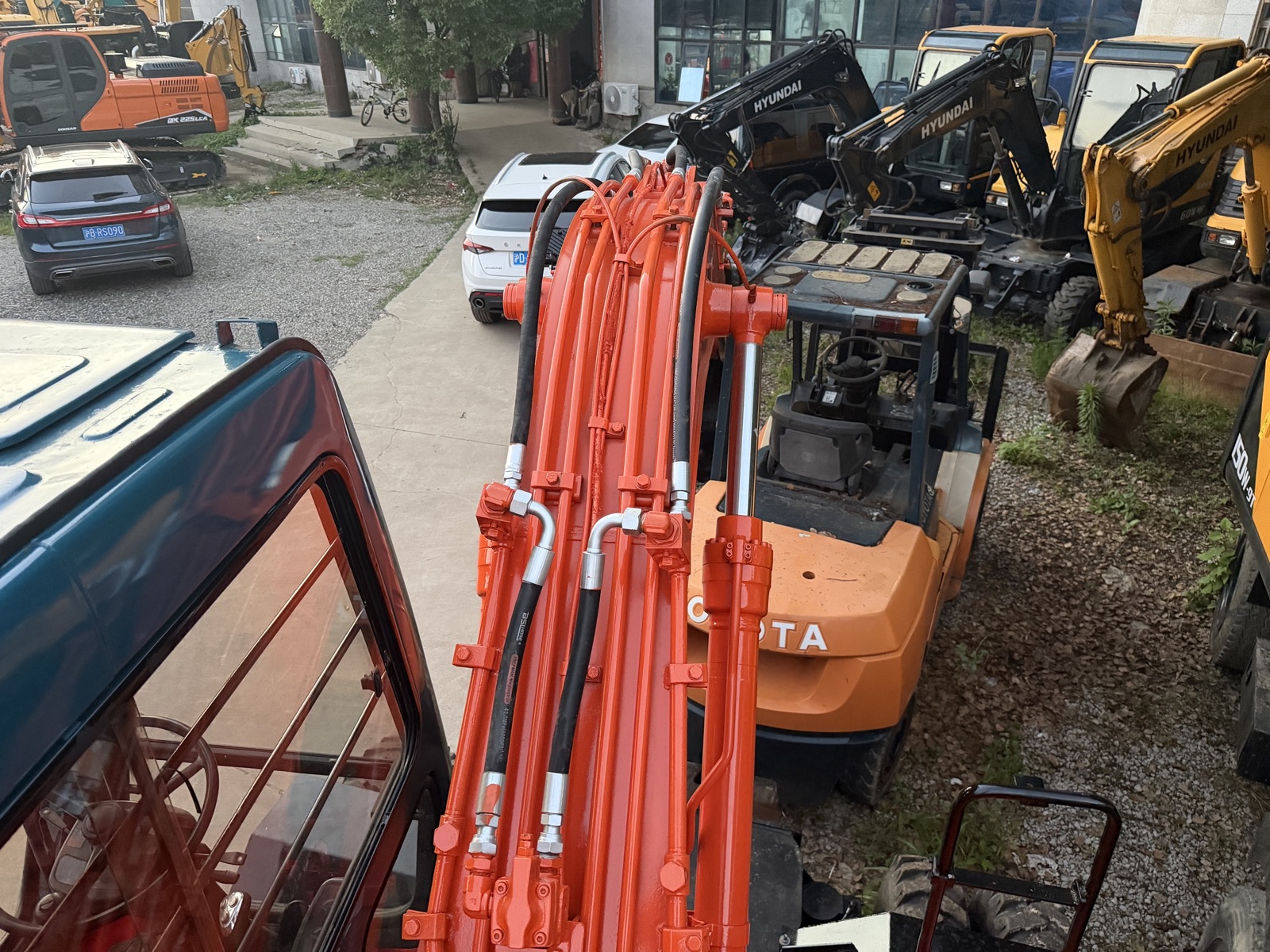 Hitachi EX100WD used excavator 0 photo 4