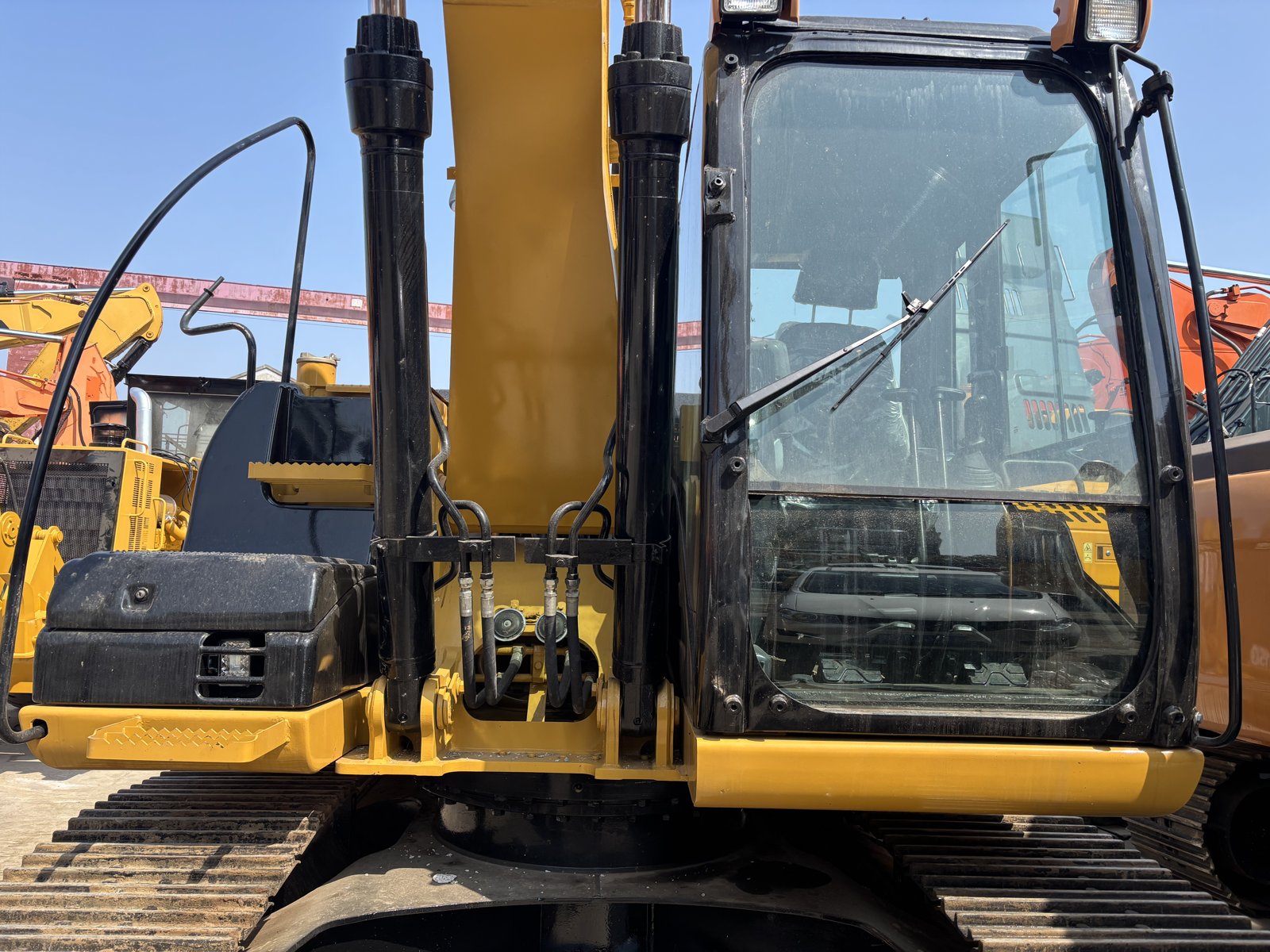CAT 315 used excavator 0 photo 1