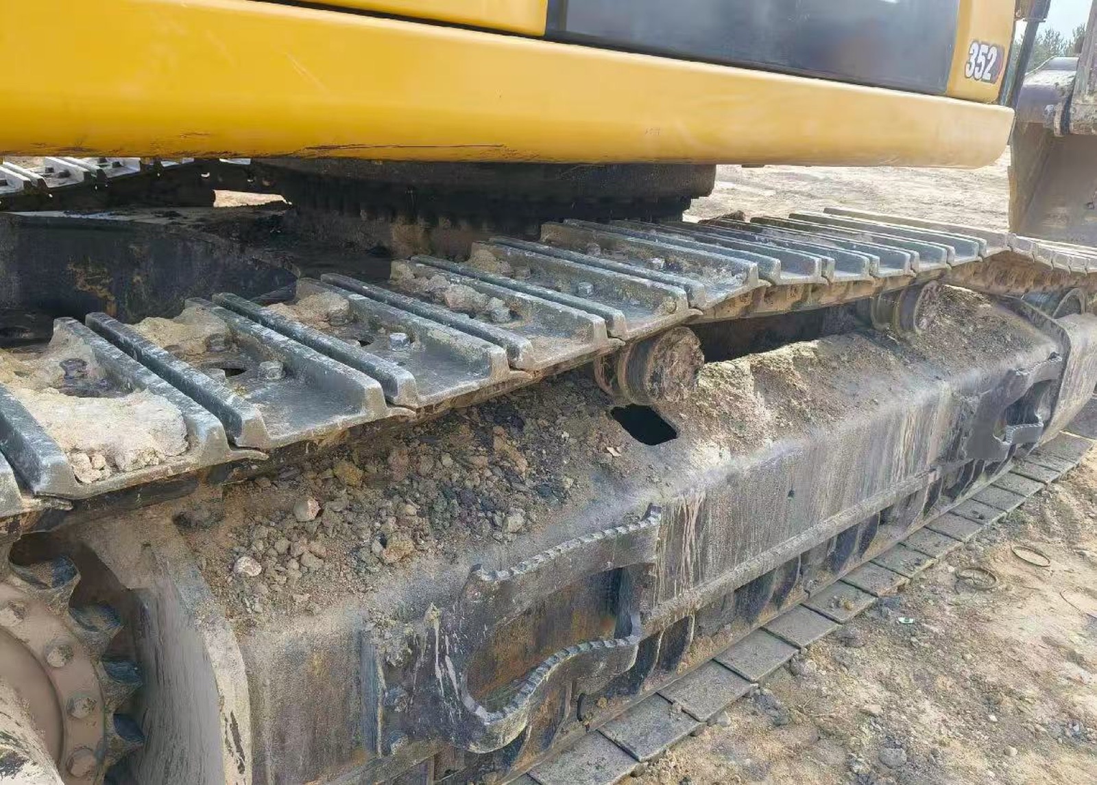 CAT 352 used excavator 0 photo 7