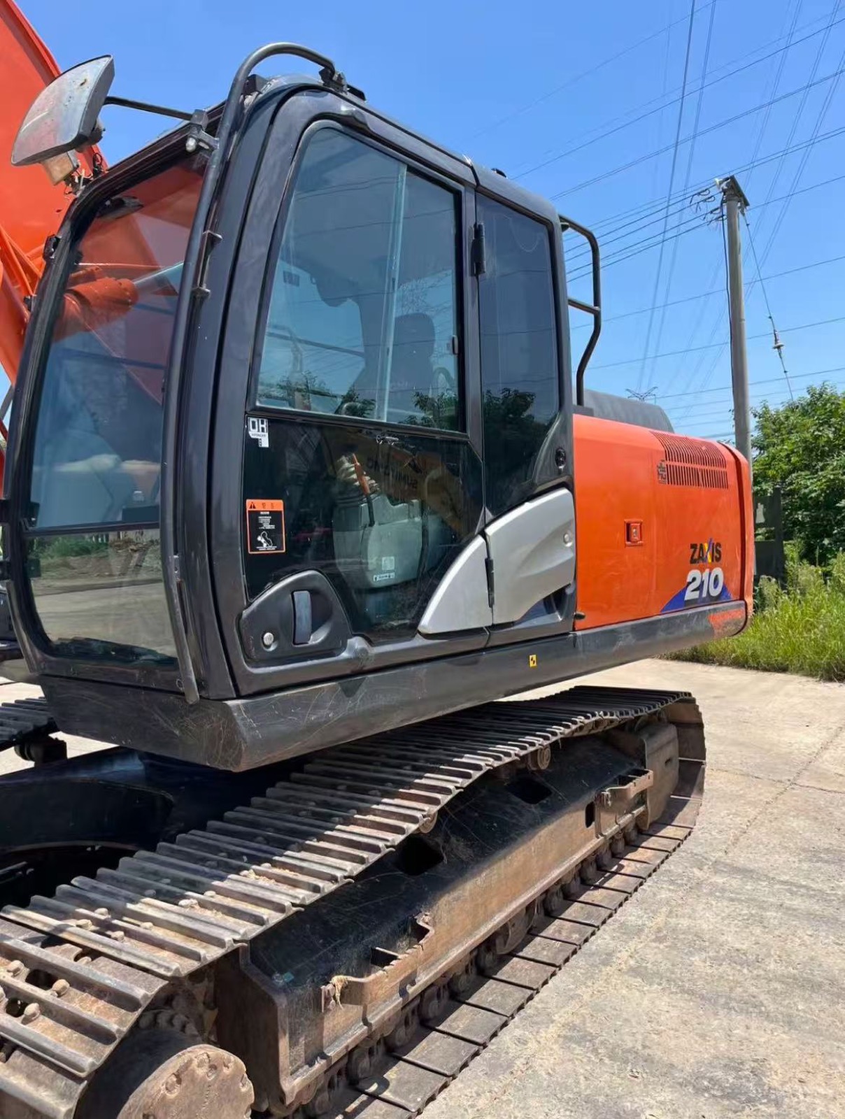 Hitachi ZX210 used excavator 0 photo 3