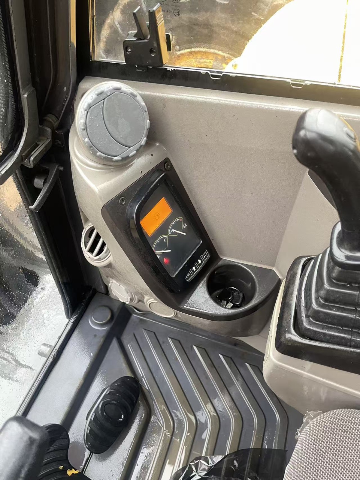 Volvo EC60D Mini used excavator 0 photo 3