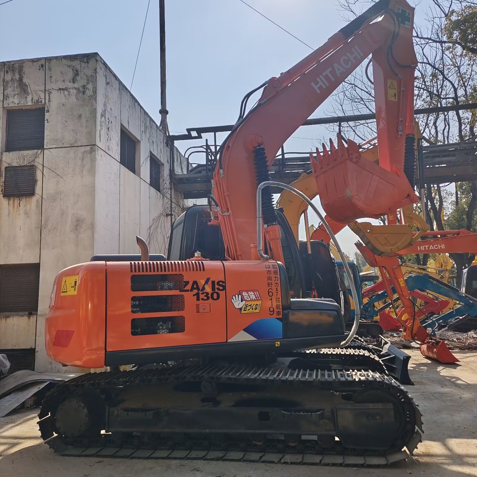 Used Hitachi 130 Excavator for Sale