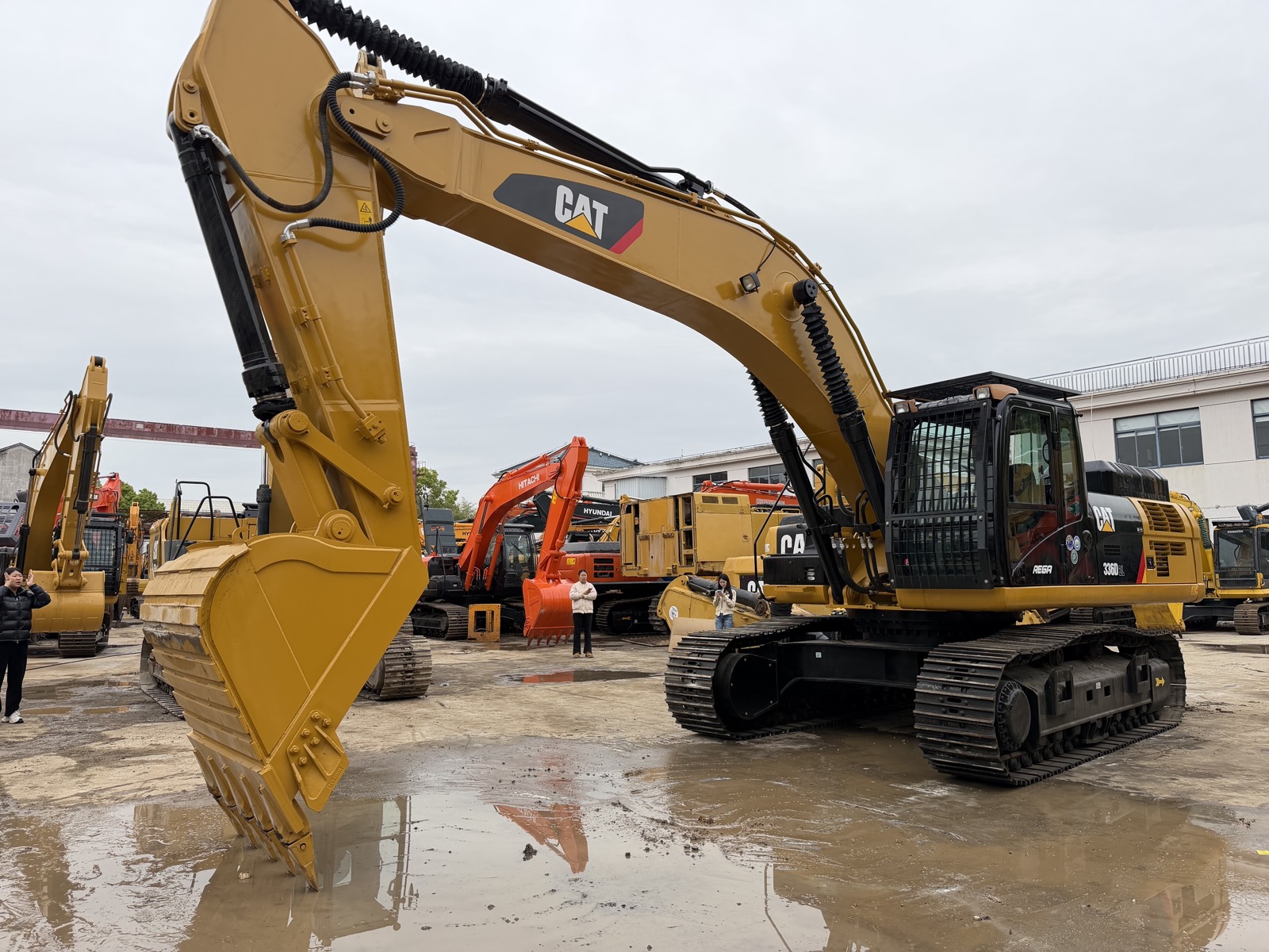 CAT 336D2L used excavator 0 photo 4