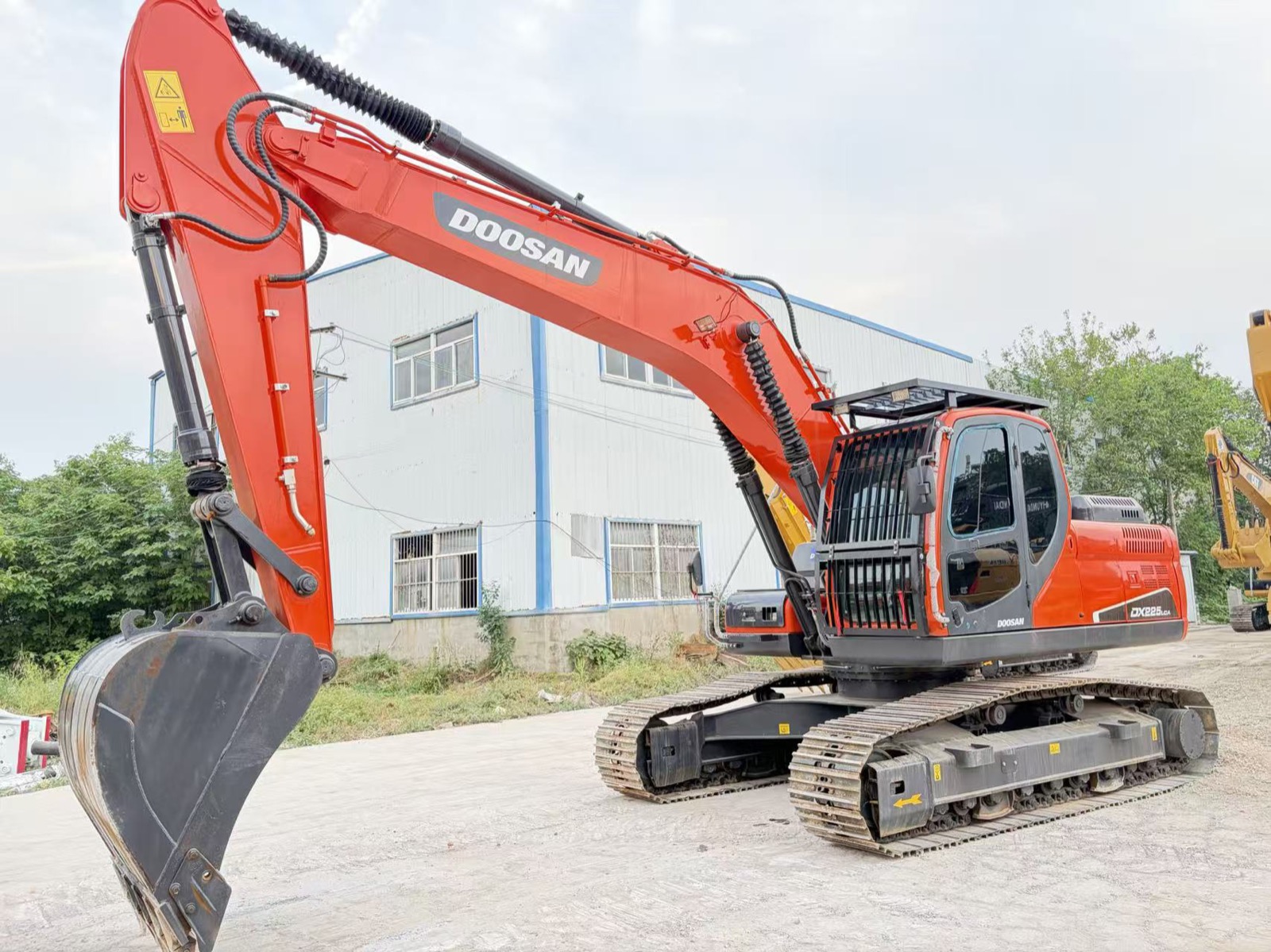Used Doosan 225 Excavator for Sale