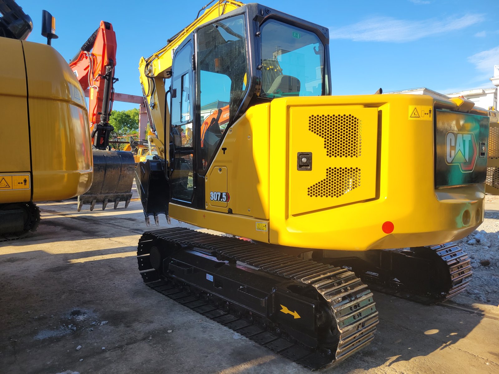 CAT 307.5 Mini used excavator 0 photo 3