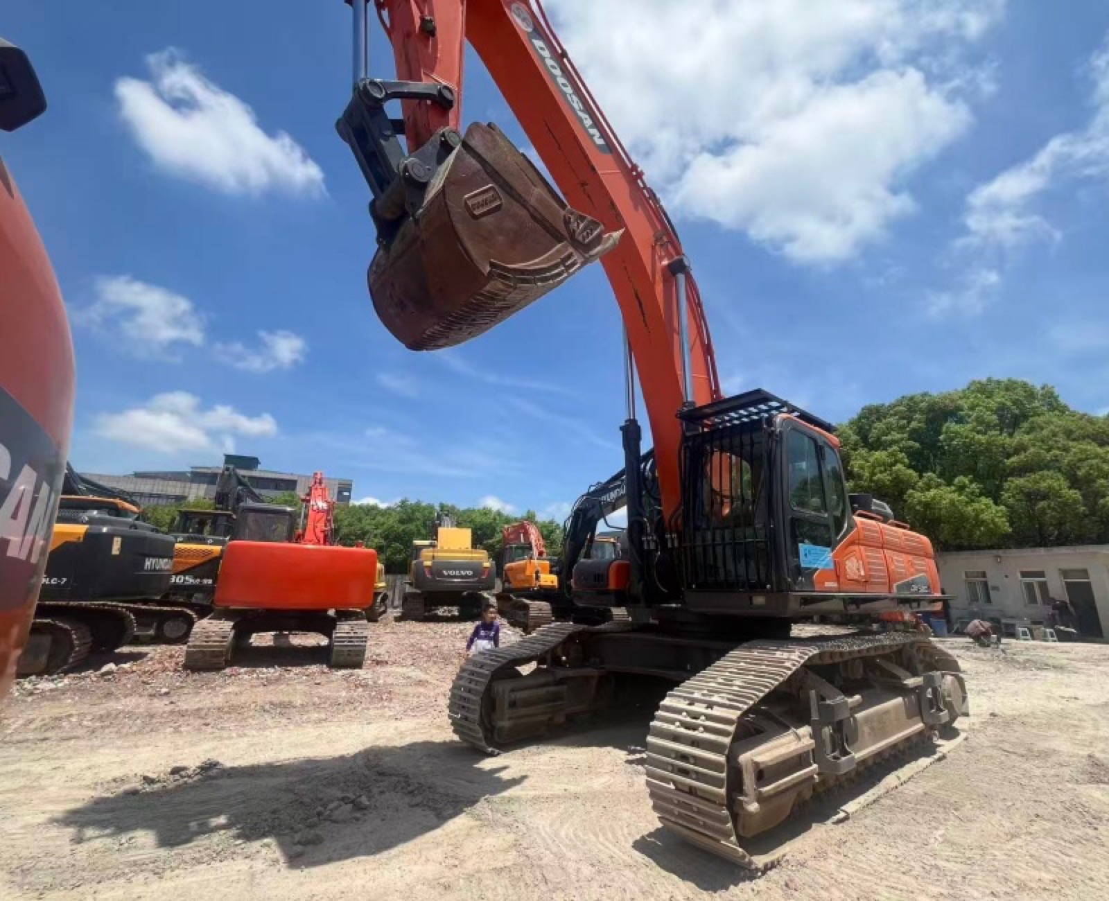 Used Doosan DX520 Excavator for Sale