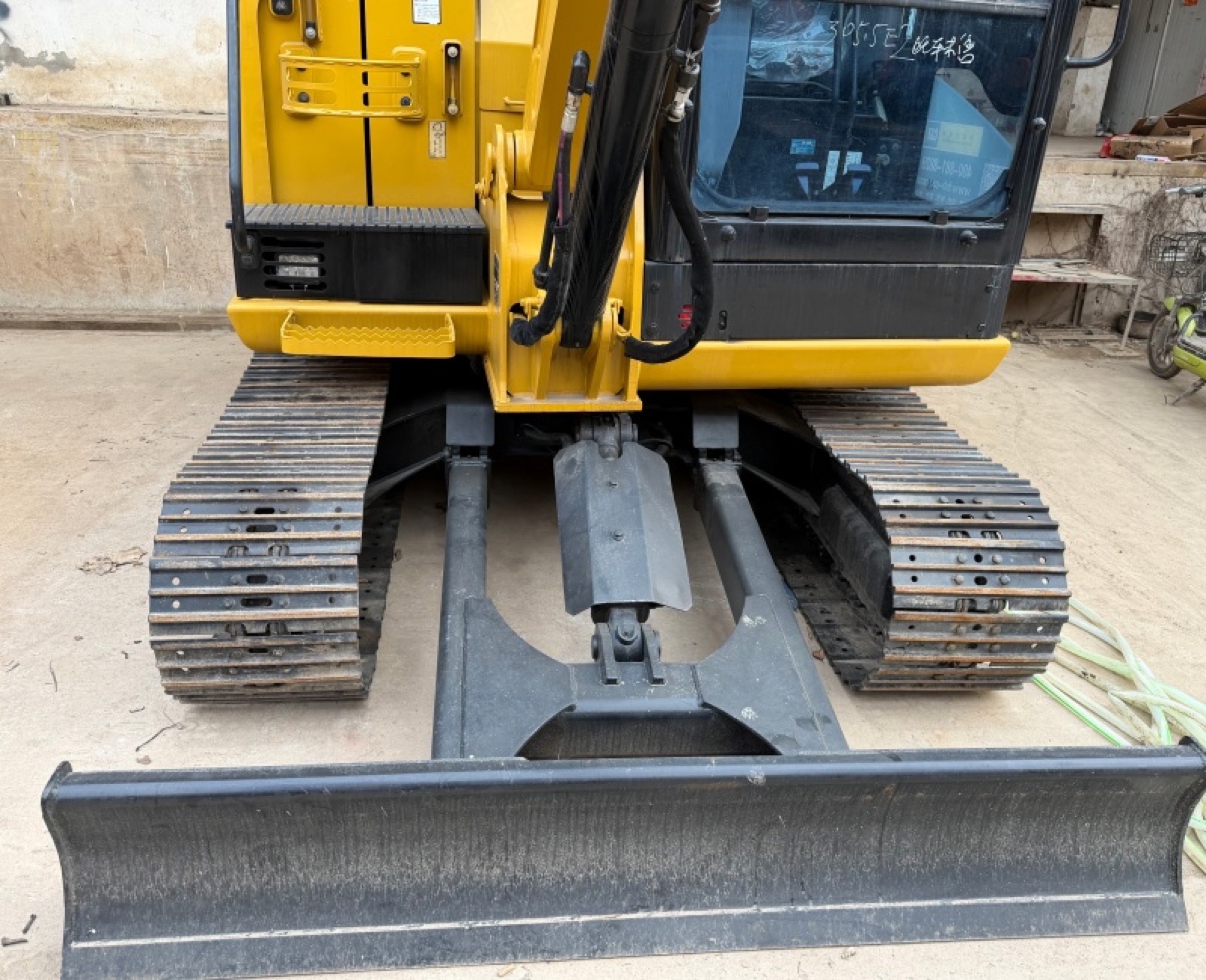 CAT 305.5 Mini used excavator 0 photo 6