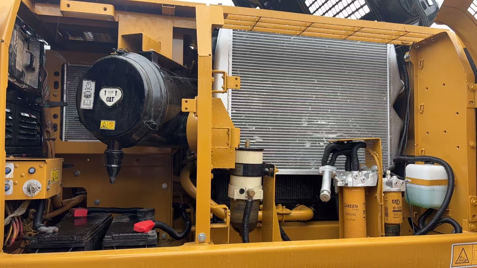 CAT 325D2L used excavator 0 photo 5