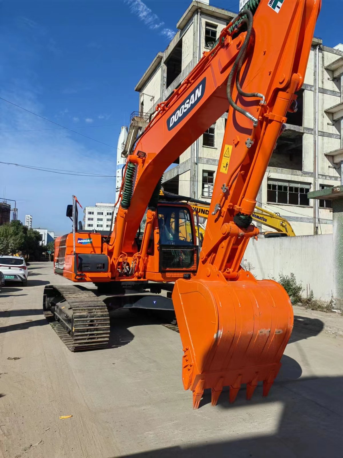 Doosan DX225 used excavator 0 photo 3