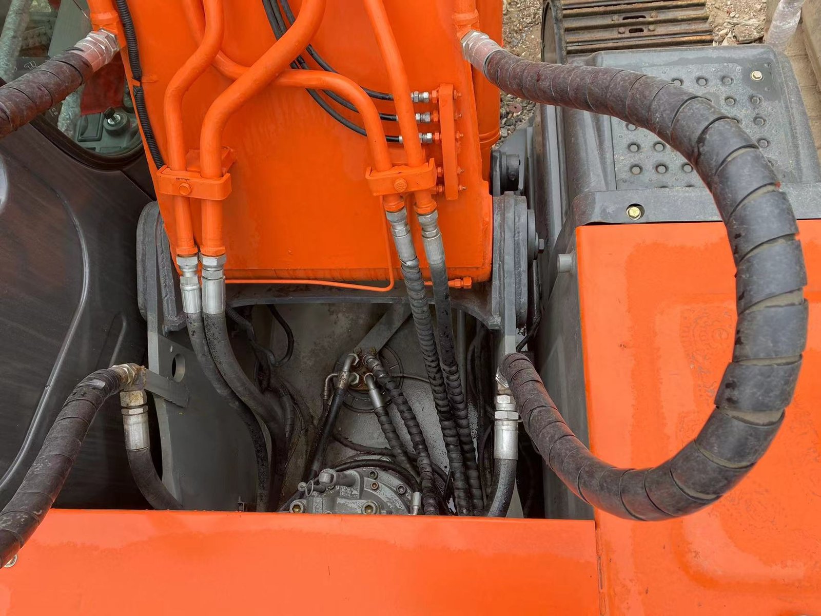 Hitachi ZX200 used excavator 0 photo 5