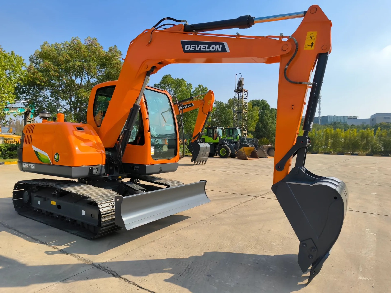 Doosan DX75 Mini used excavator 0 photo 2