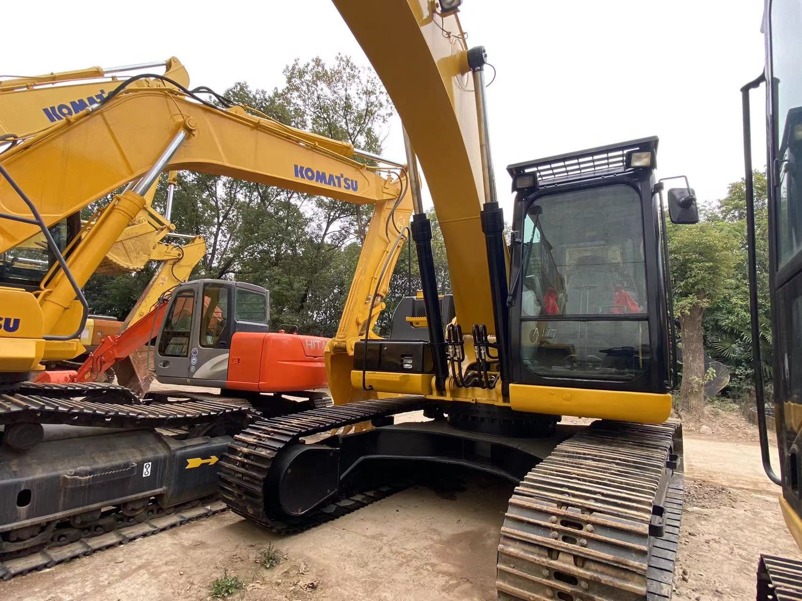 CAT 323D used excavator 0 photo 5