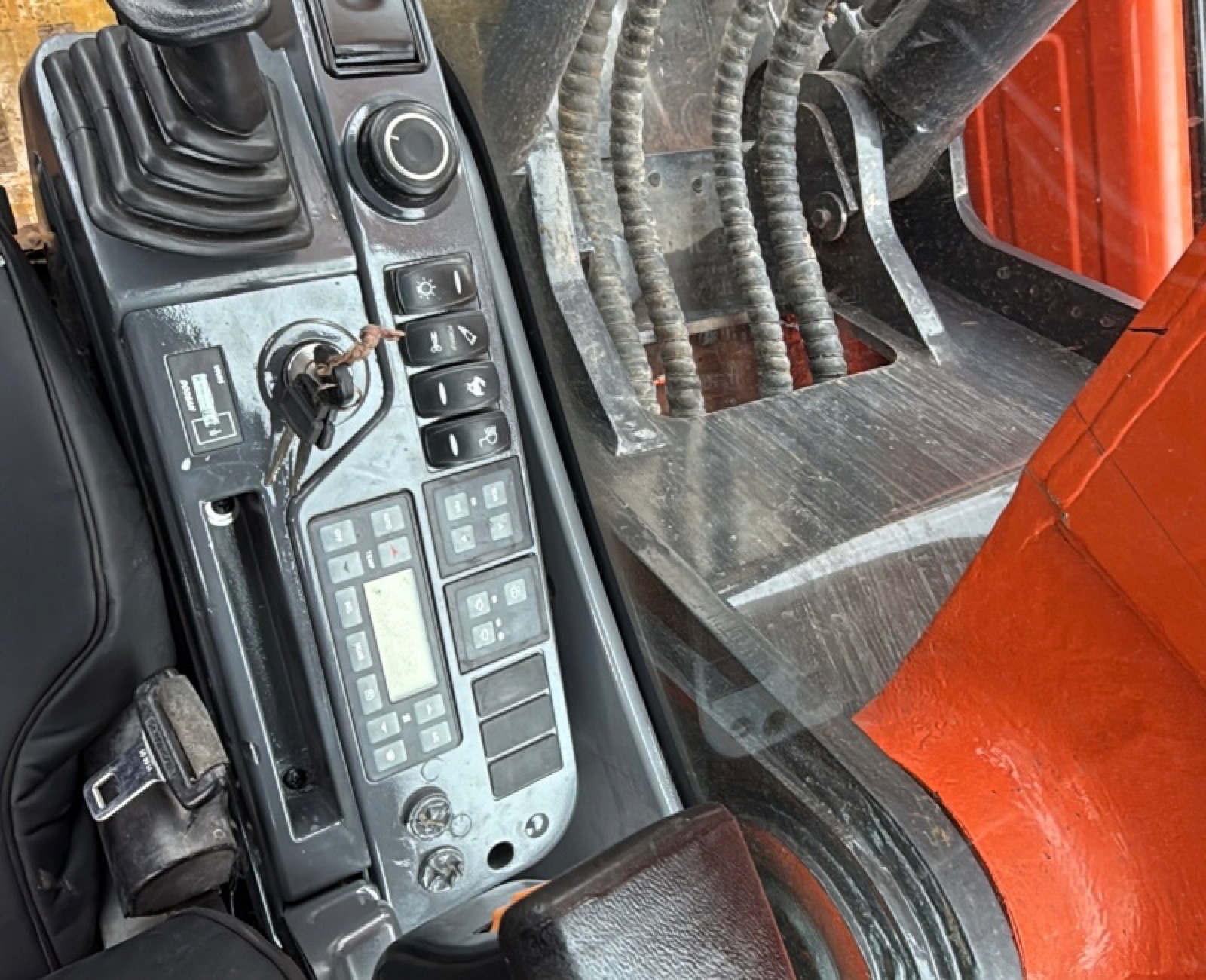 Doosan 380 used excavator 0 photo 7