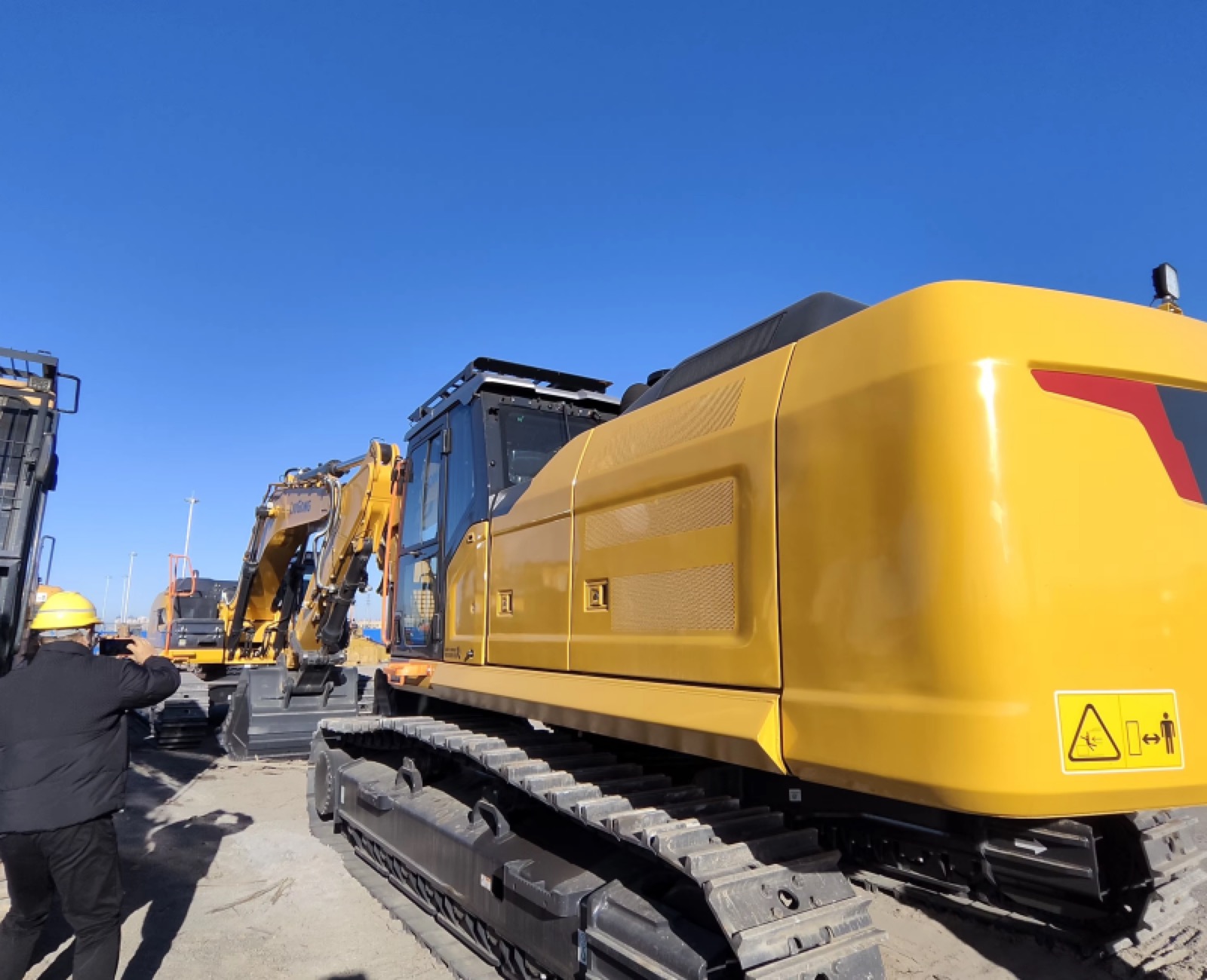 LiuGong 942F used excavator 0 photo 6