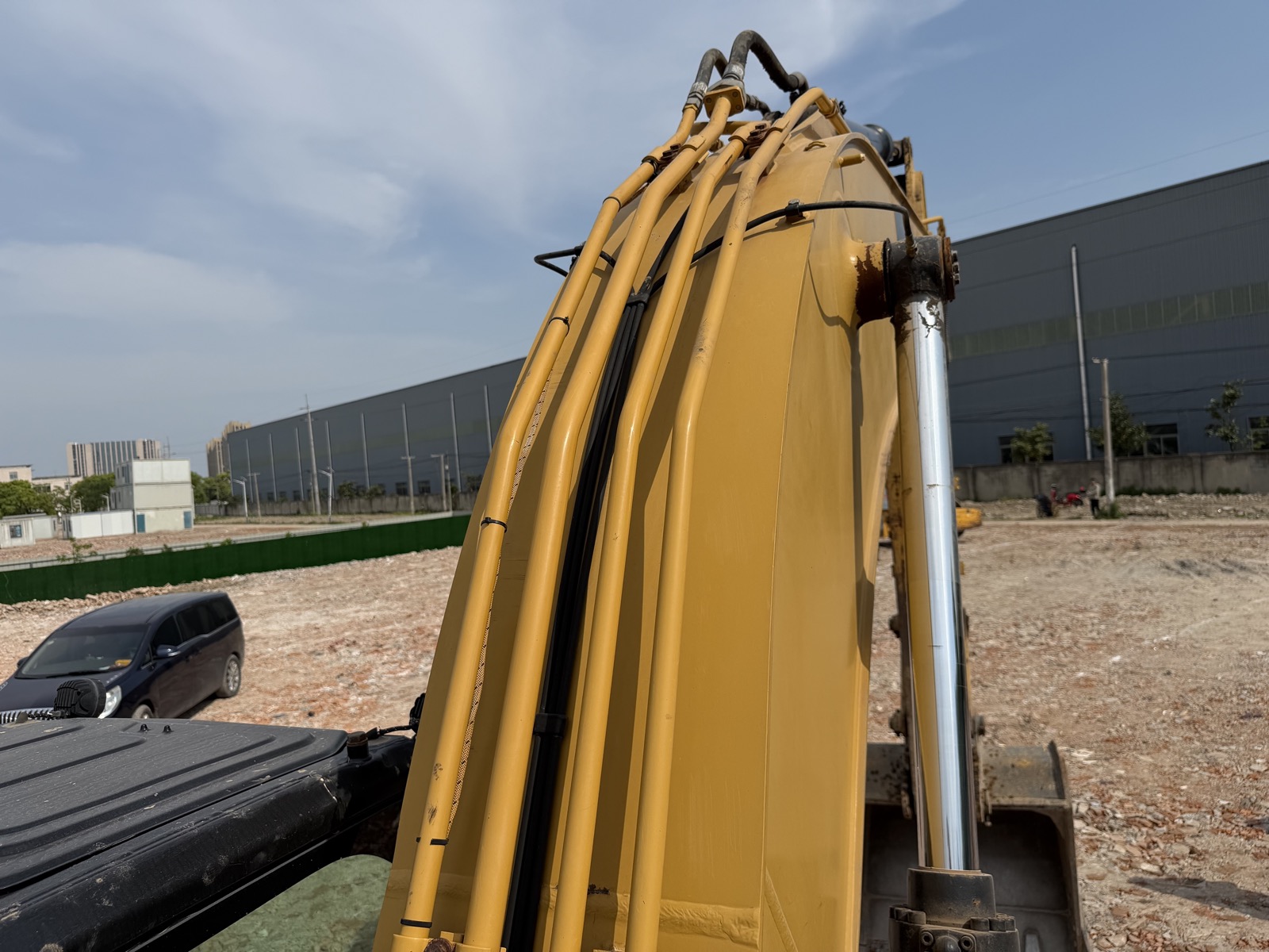 CAT 320GC used excavator 0 photo 2