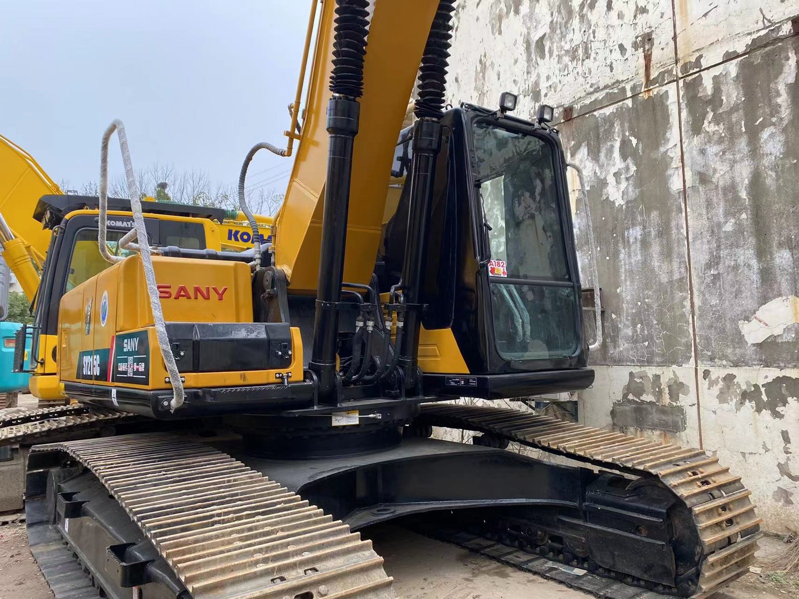Sany SY215C used excavator 0 photo 1