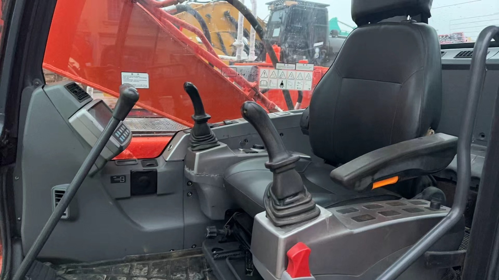 Doosan DX140LCA used excavator 0 photo 3