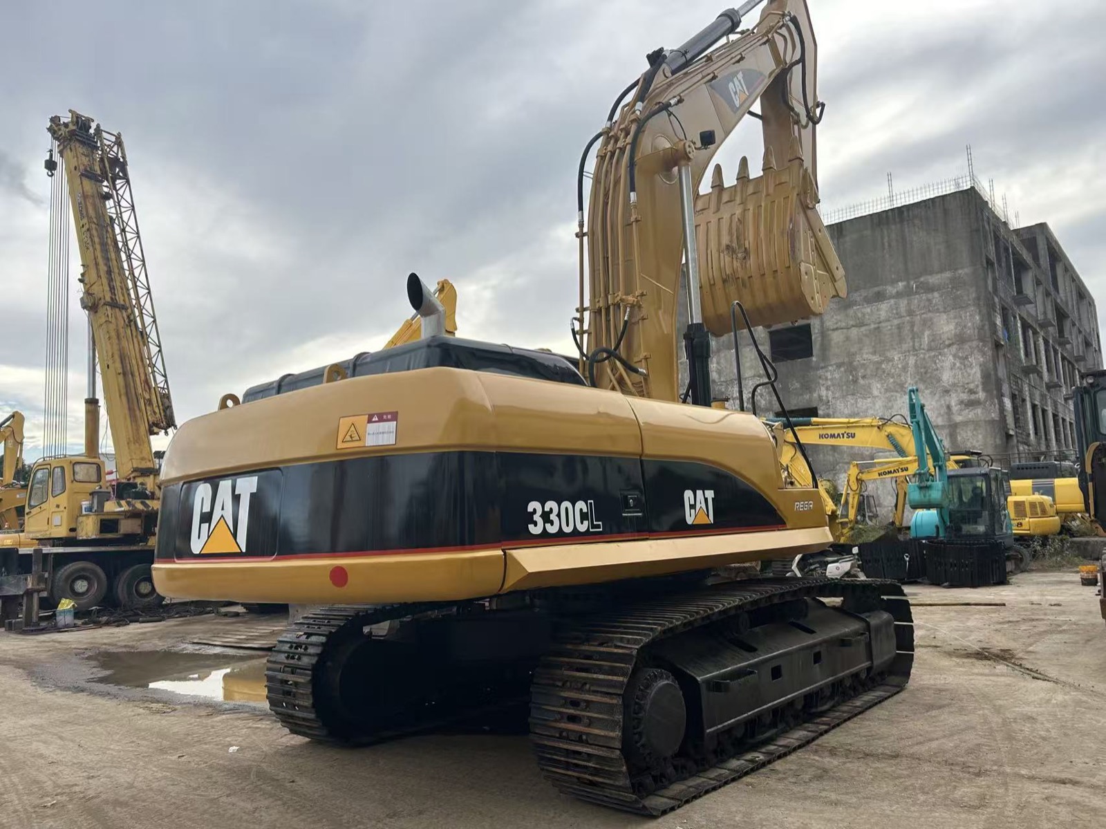 CAT 330C used excavator 0 photo 2