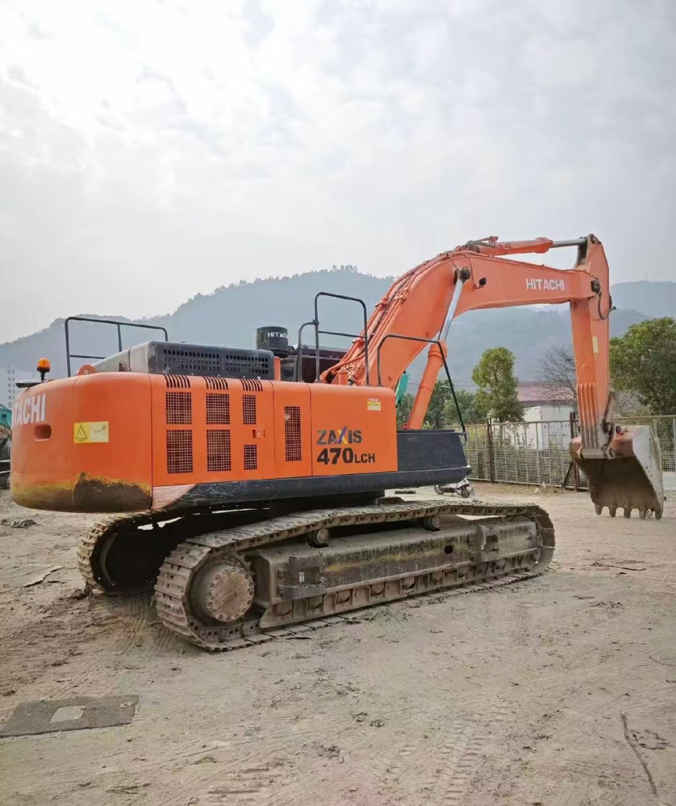 Hitachi ZX470LCH used excavator 0 photo 2