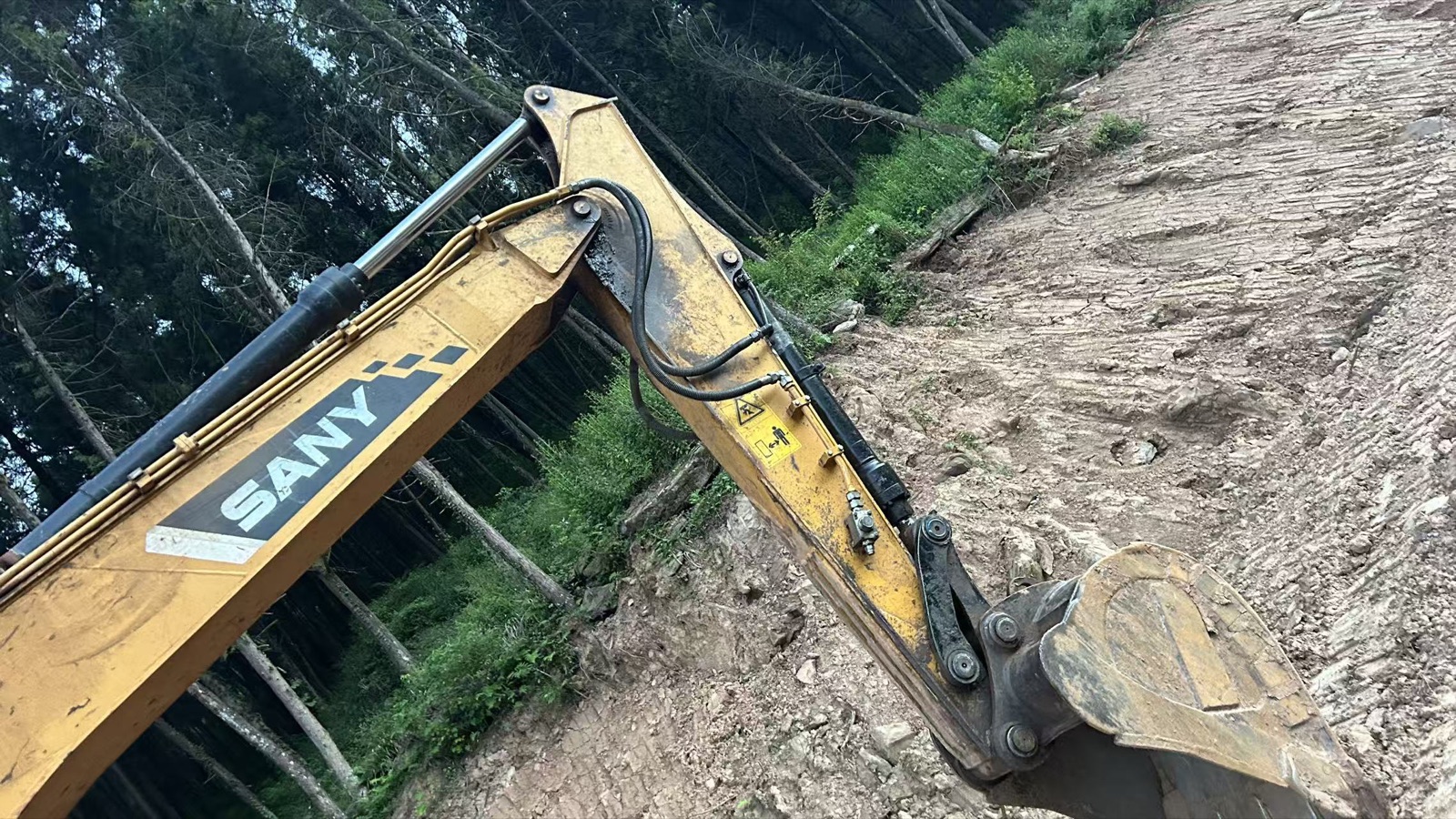 Sany 155C used excavator 0 photo 4