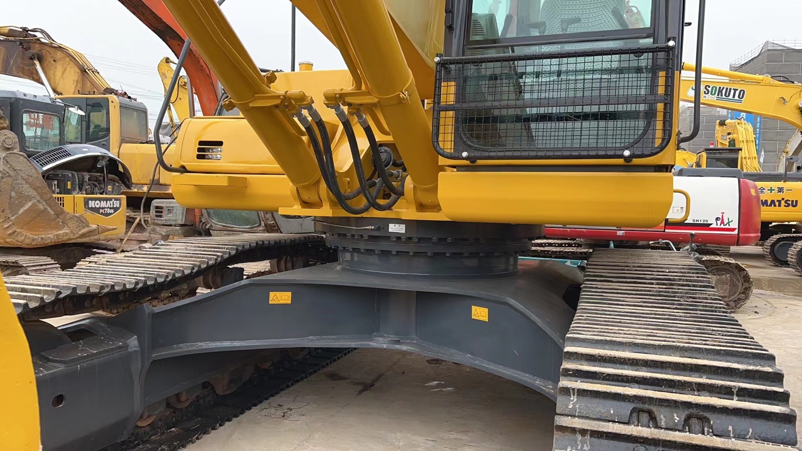 Komatsu PC400 used excavator 0 photo 6