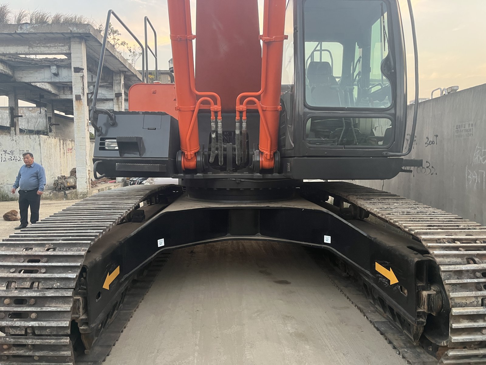 Hitachi 470 used excavator 0 photo 6