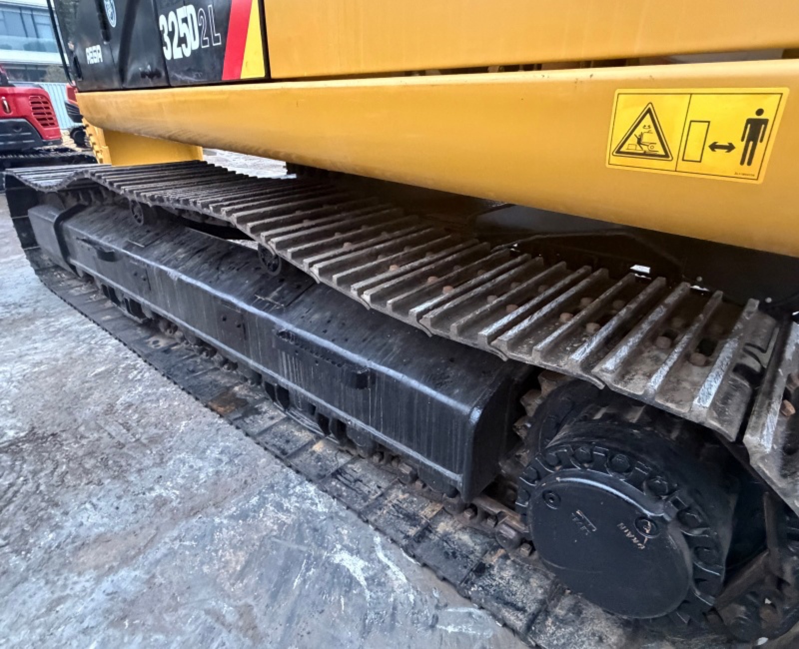 CAT 325 used excavator 0 photo 2