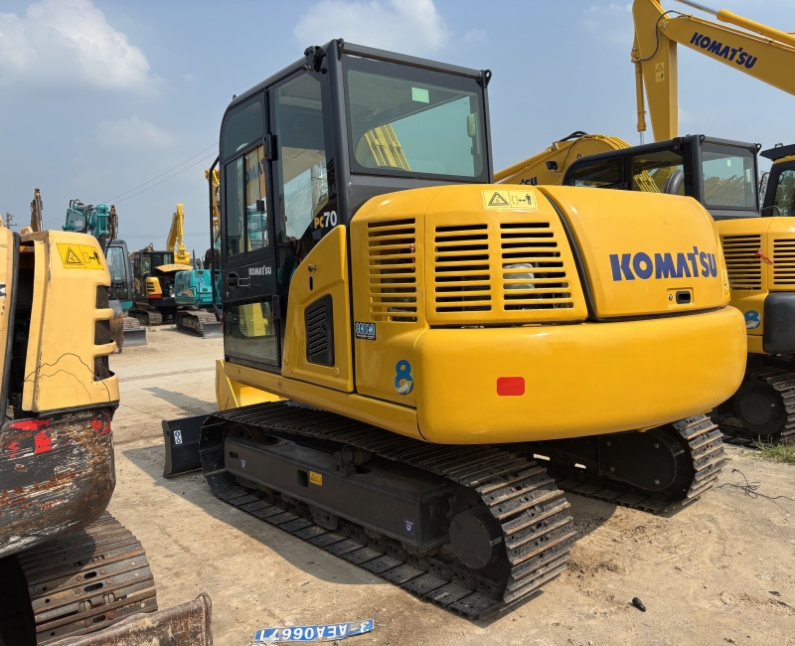 Komatsu PC70 Mini used excavator 0 photo 3