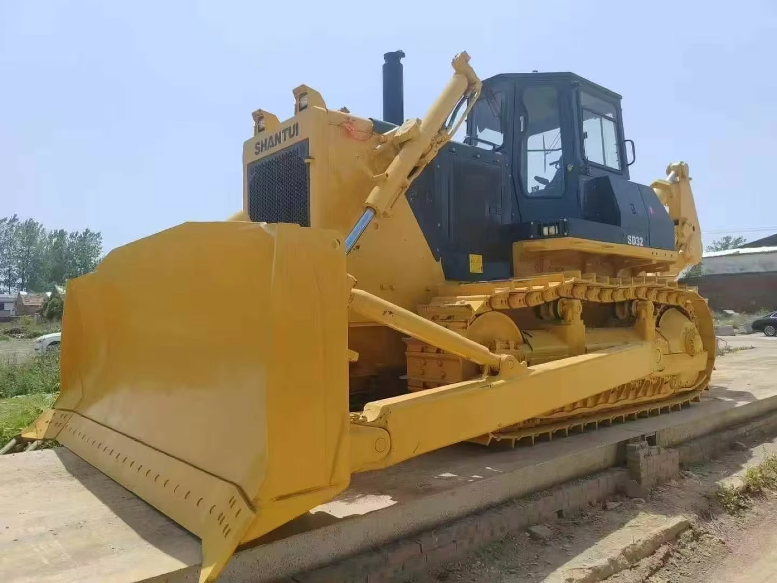 Shantui SD32 Bulldozer for Sale used excavator 0 photo 4