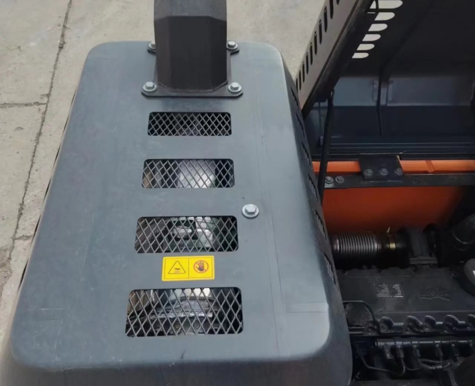 Doosan DX225LC used excavator 0 photo 3