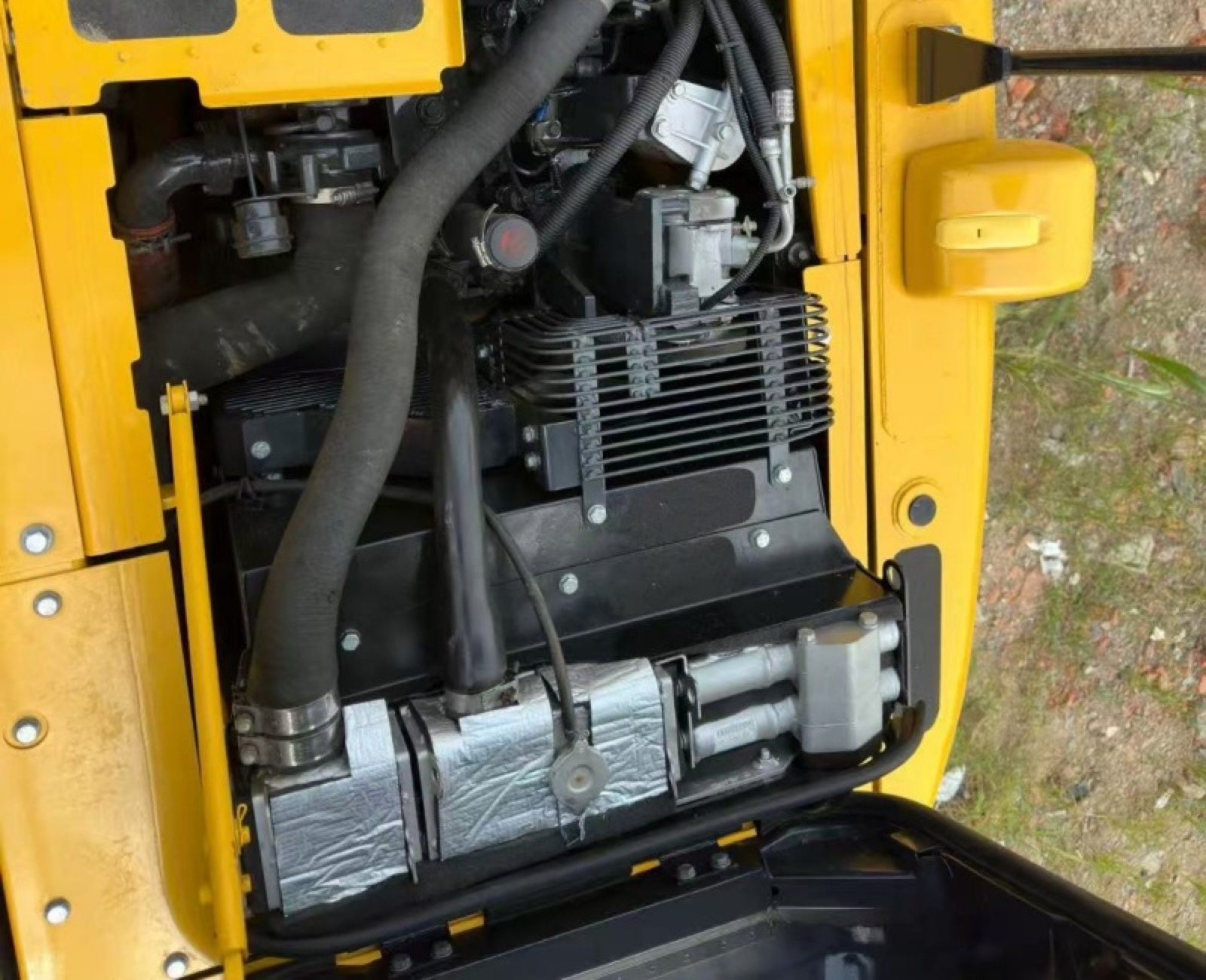 Komatsu PC120 used excavator 0 photo 8