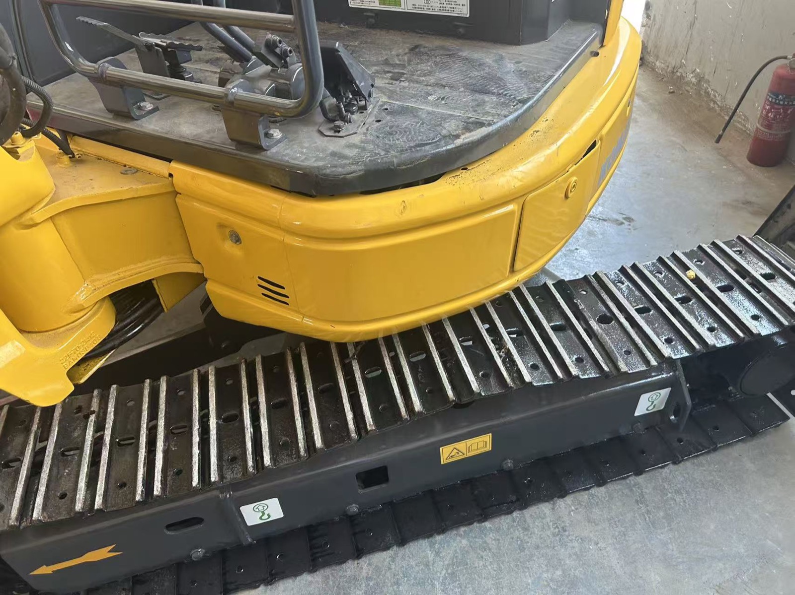 Komatsu PC35 Mini used excavator 0 photo 5